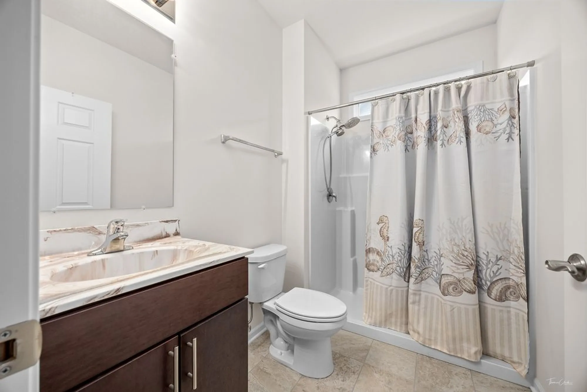 Property Slideshow image 17 of 28 | 17340 lucerne ct, Lockport, IL, 60441