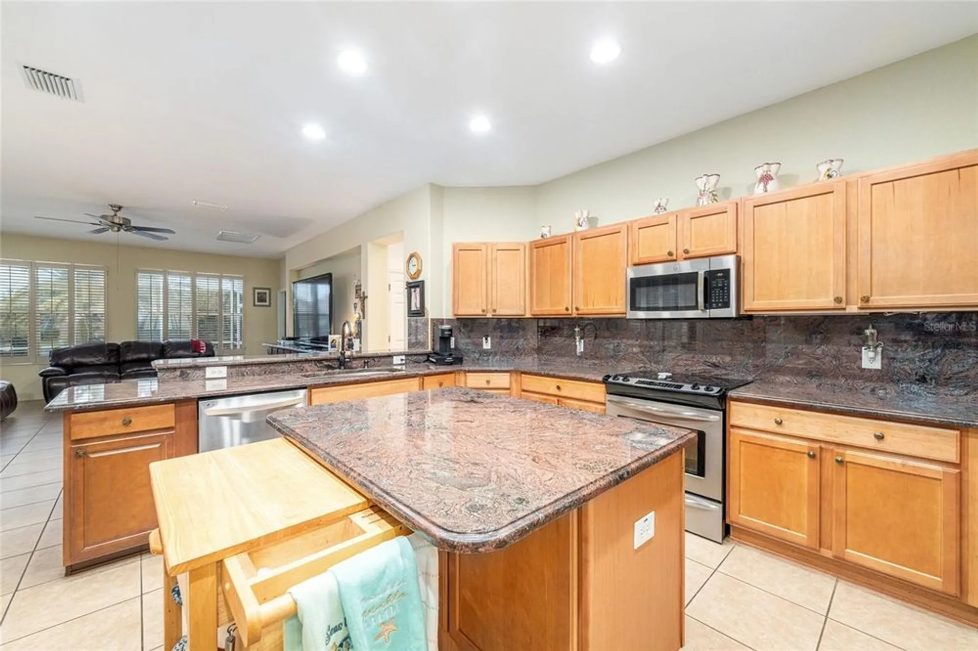 Property Slideshow image 23 of 80 | 8806 se 132nd loop, Summerfield, FL, 34491