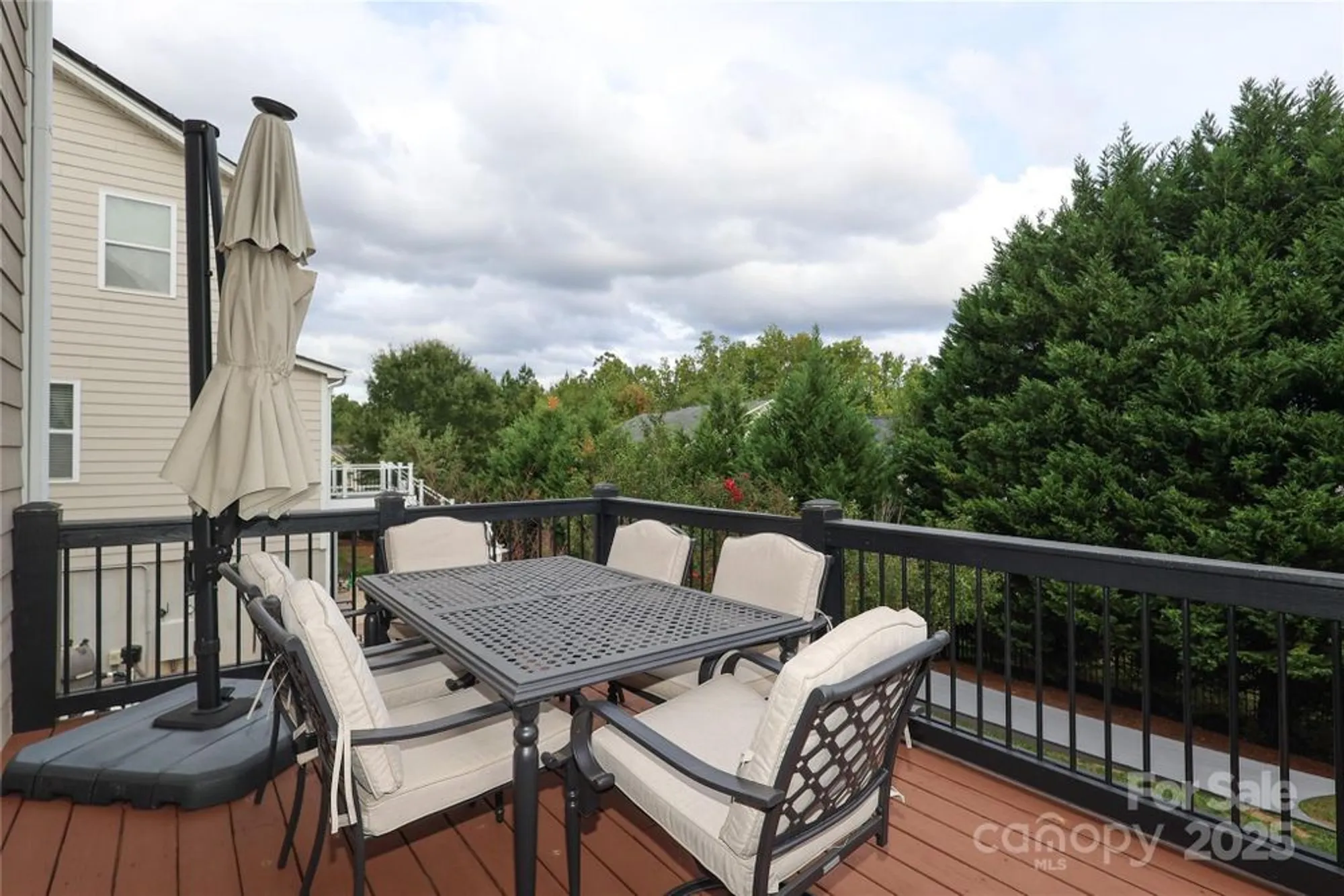 Property Slideshow image 36 of 46 | 5015 el molino dr, Charlotte, NC, 28214