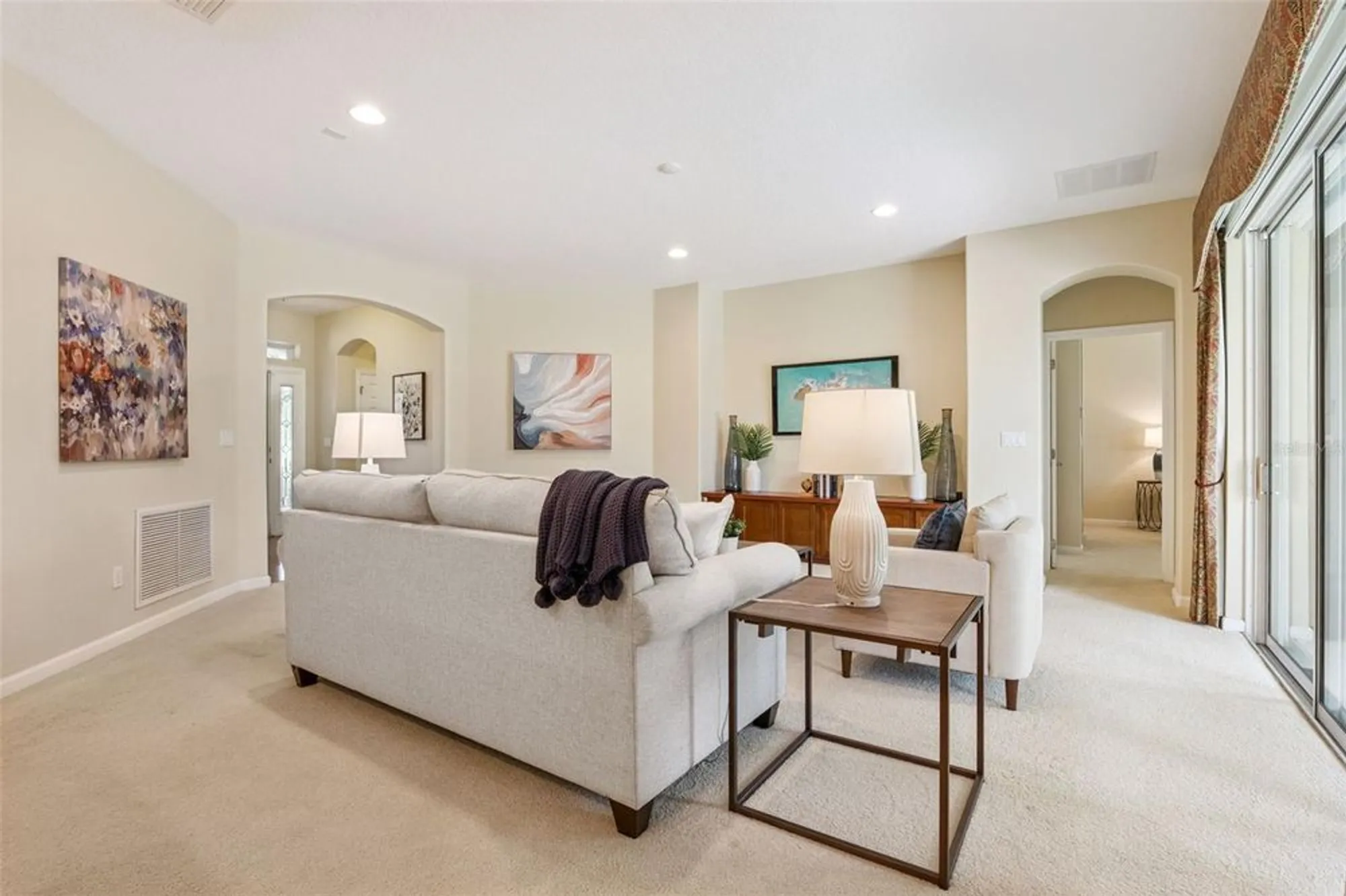 Property Slideshow image 5 of 48 | 1612 lincolnshire dr, Deland, FL, 32724