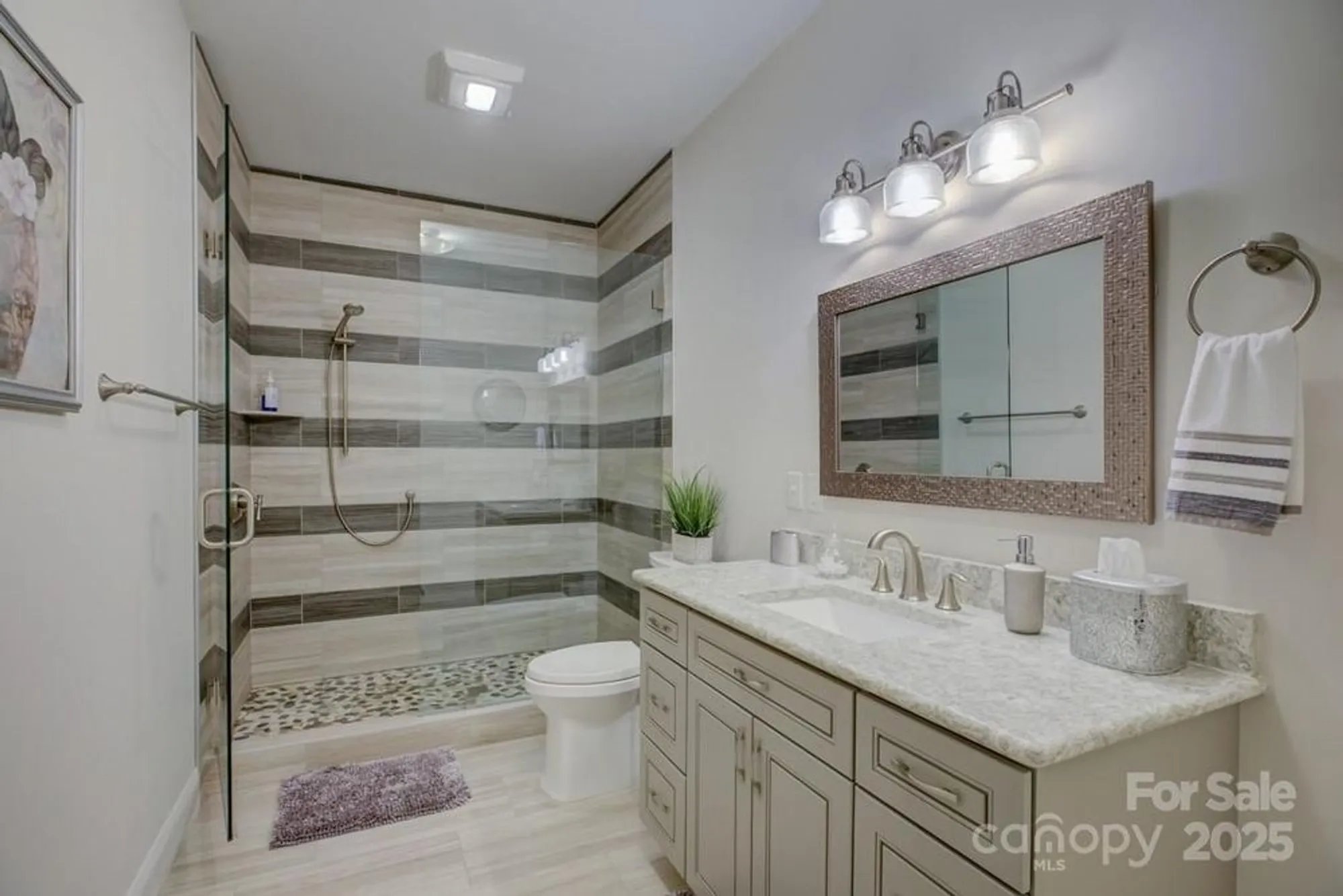 Property Slideshow image 33 of 48 | 14503 crest ct, Charlotte, NC, 28278