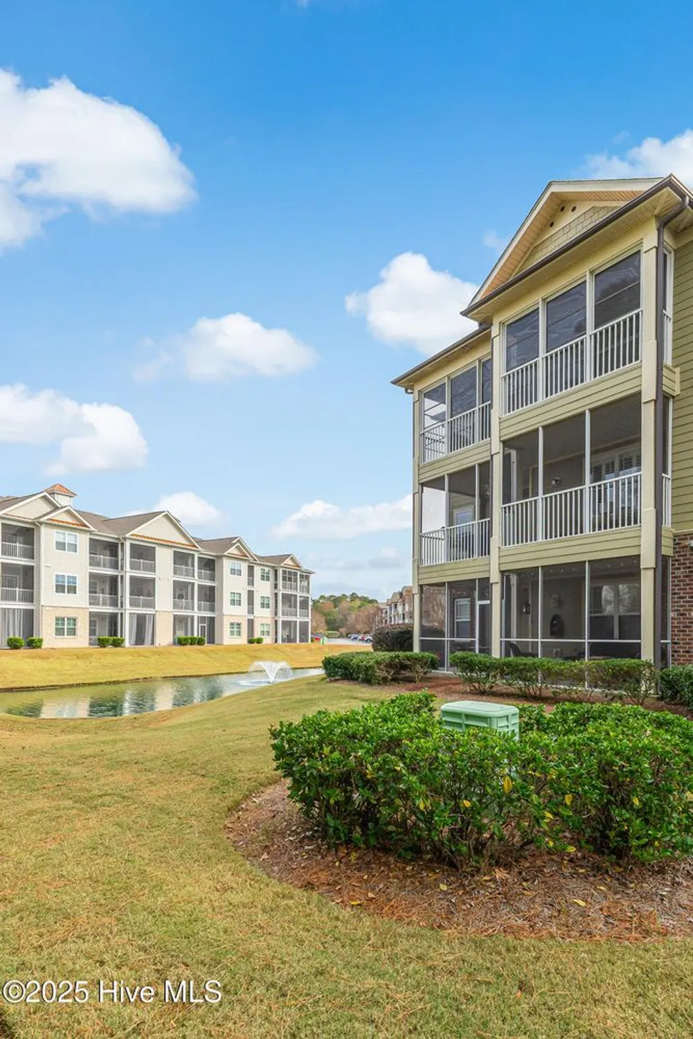 Property Slideshow image 37 of 50 | 395 s crow creek dr 1518, Calabash, NC, 28467