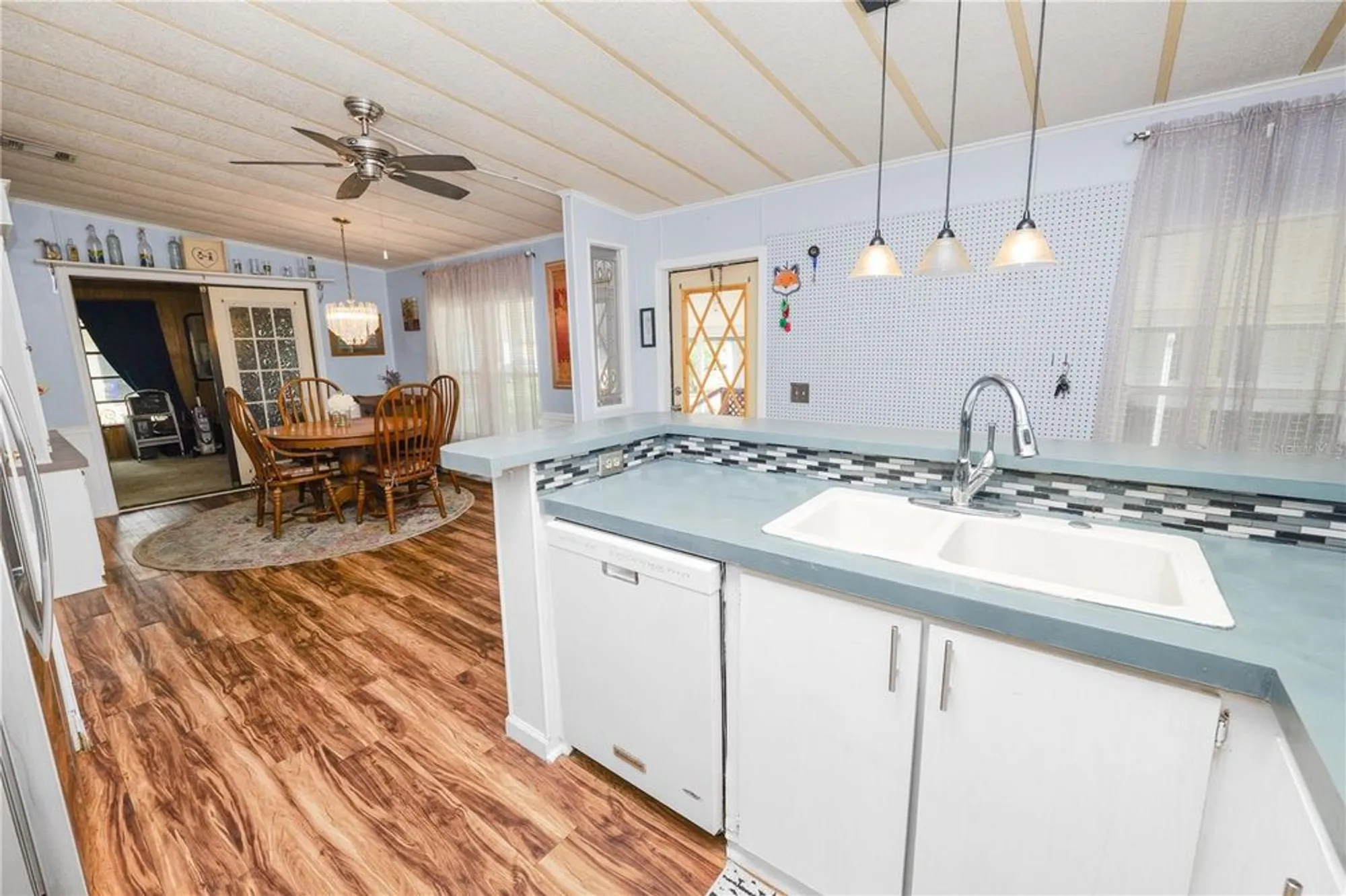 Property Slideshow image 13 of 29 | 5026 foxwood blvd, Lakeland, FL, 33810