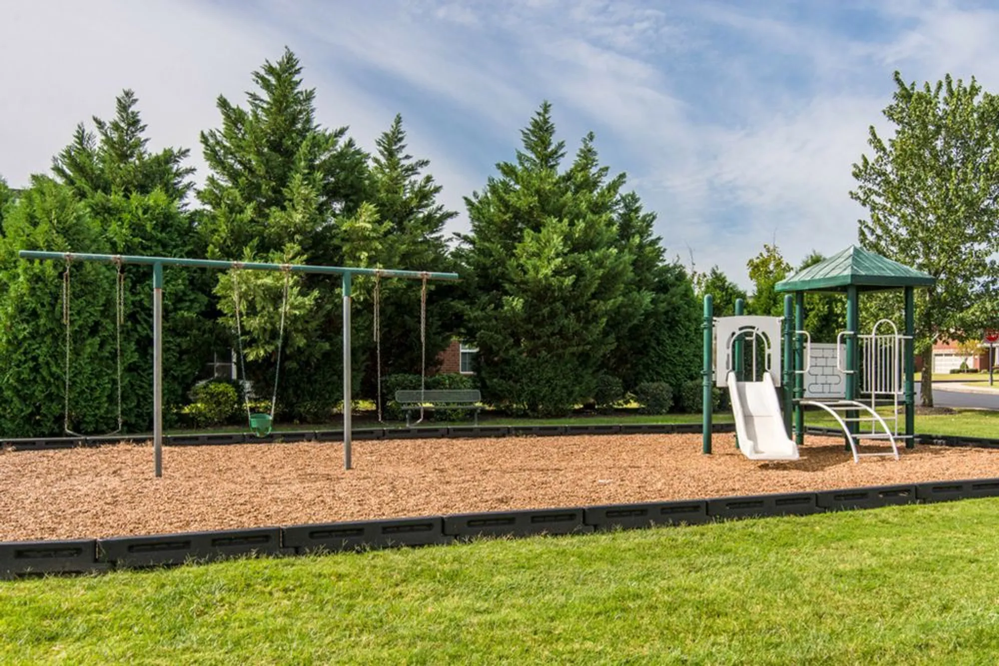 Property Slideshow image 34 of 36 | 327 forest glen cir, Murfreesboro, TN, 37128