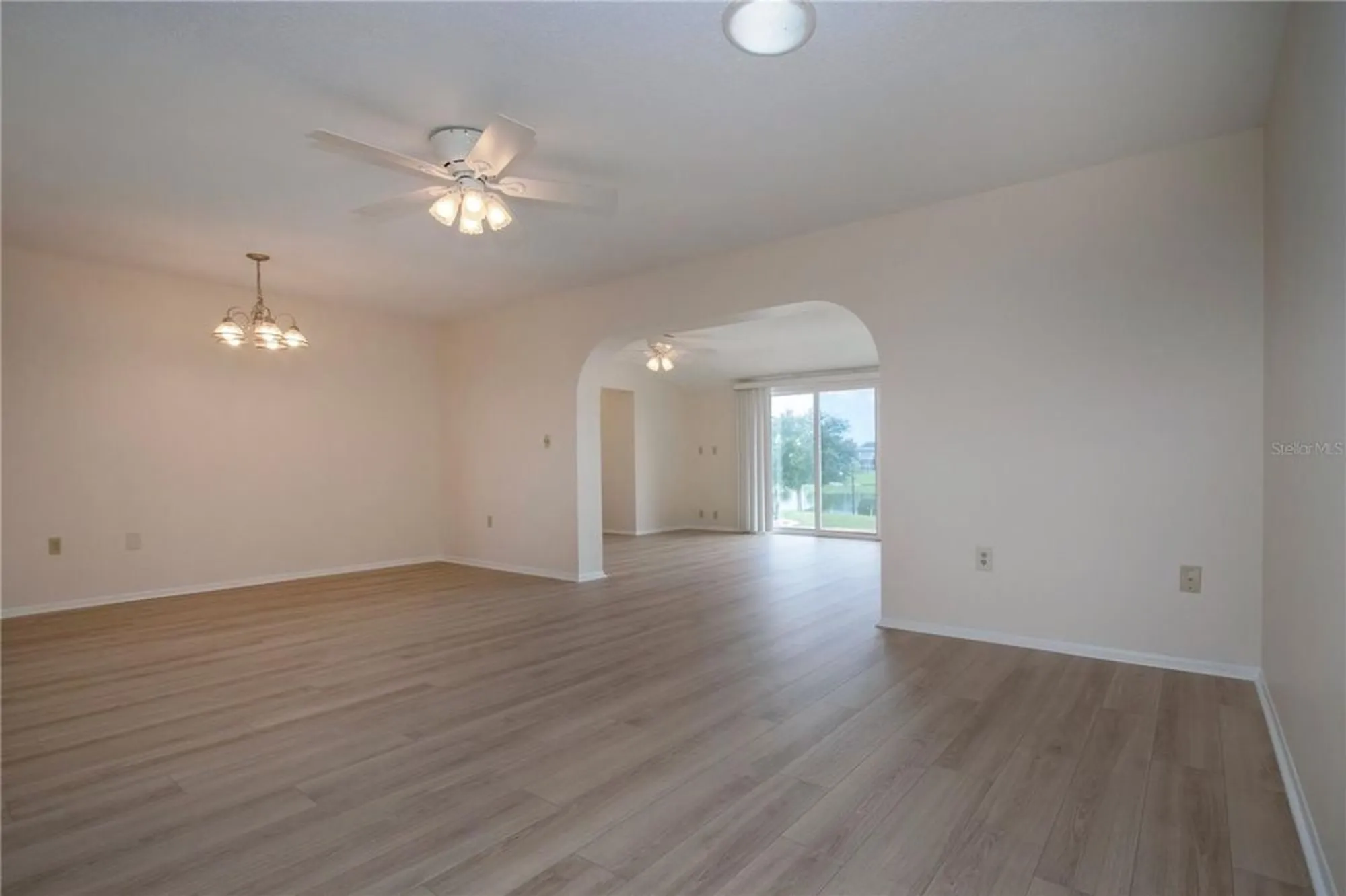 Property Slideshow image 8 of 56 | 1715 danbury dr, Sun City Center, FL, 33573
