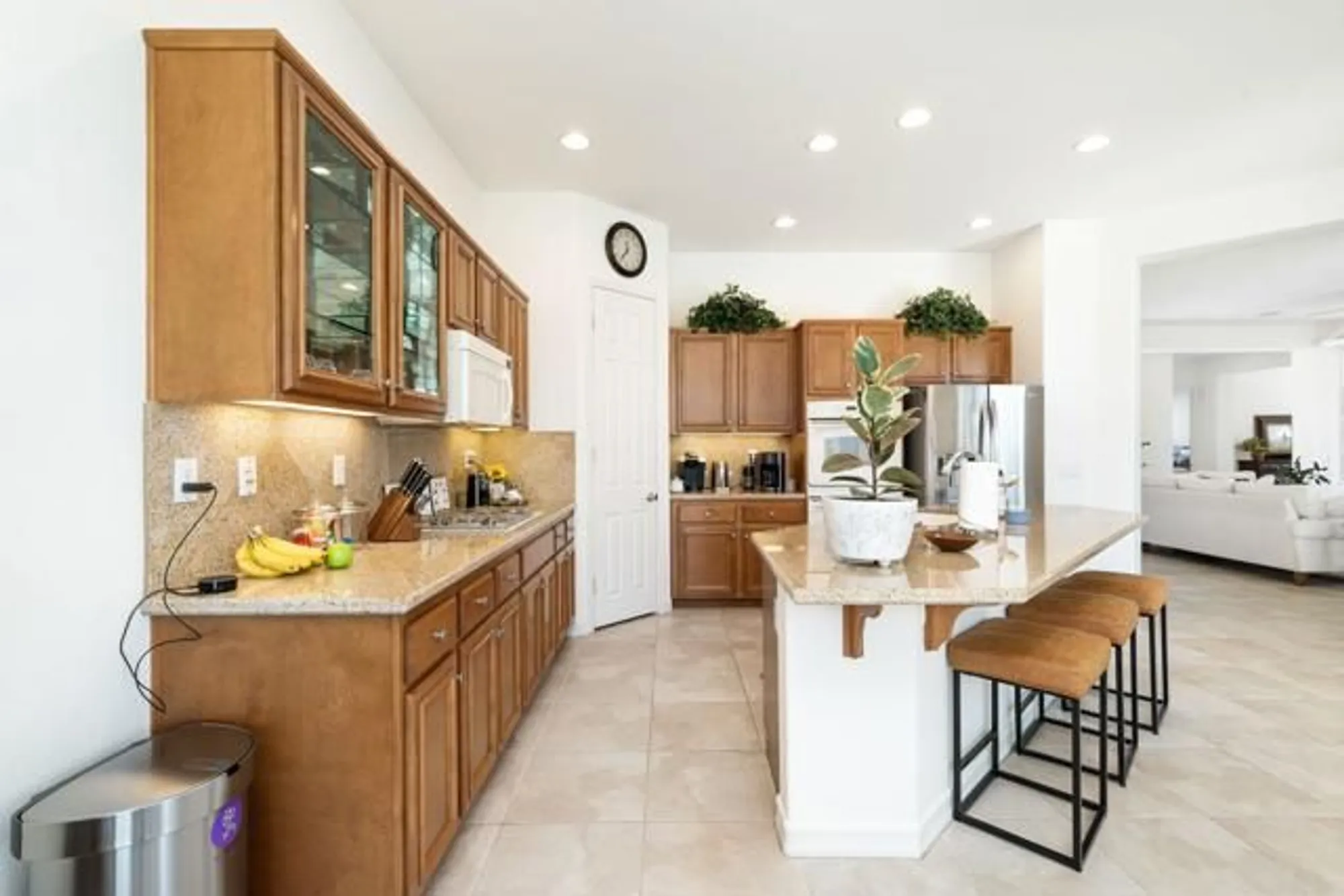 Property Slideshow image 13 of 77 | 81799 prism dr, La Quinta, CA, 92253