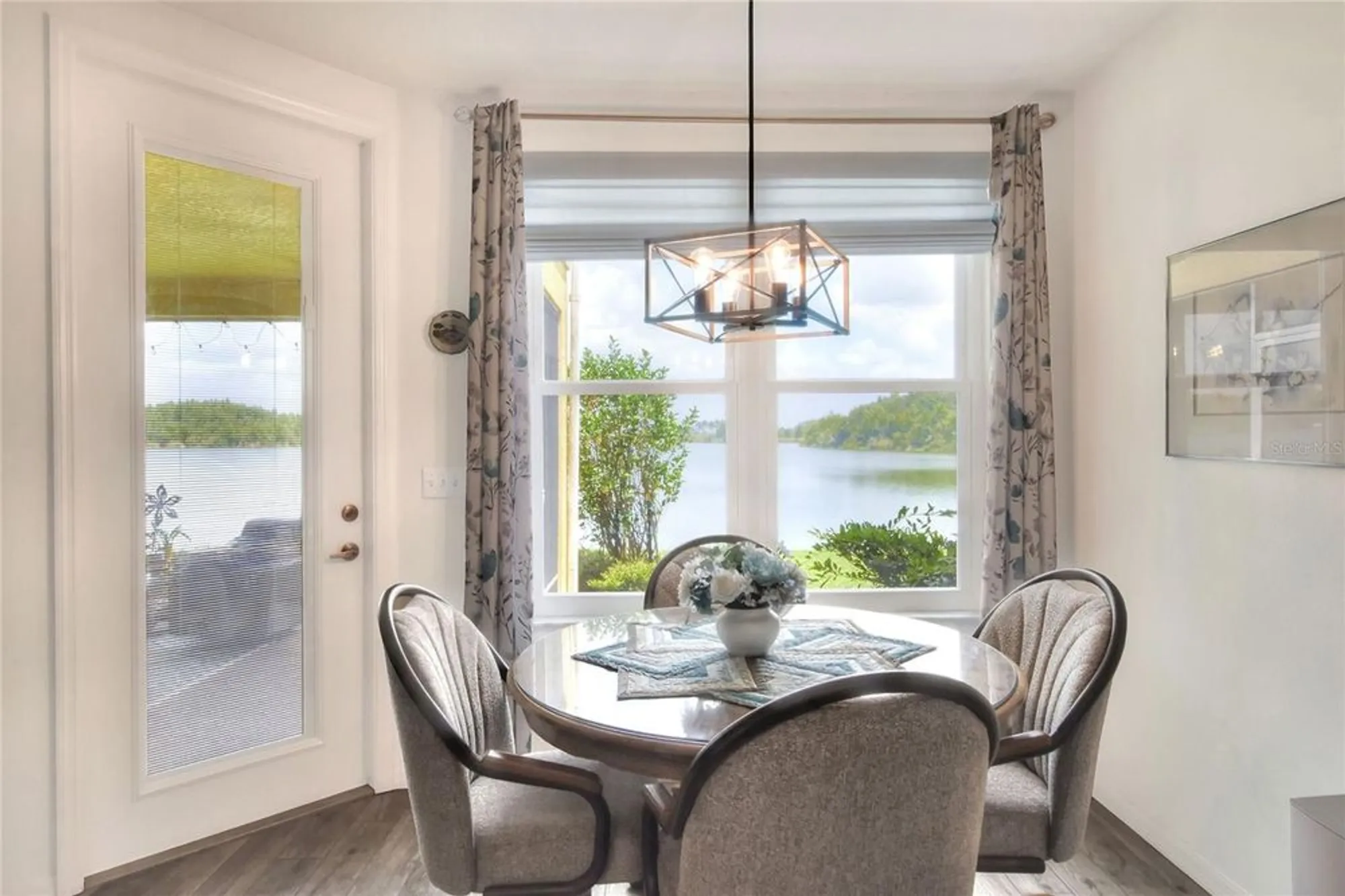 Property Slideshow image 10 of 50 | 3913 serenade ln # 4, Lakeland, FL, 33811