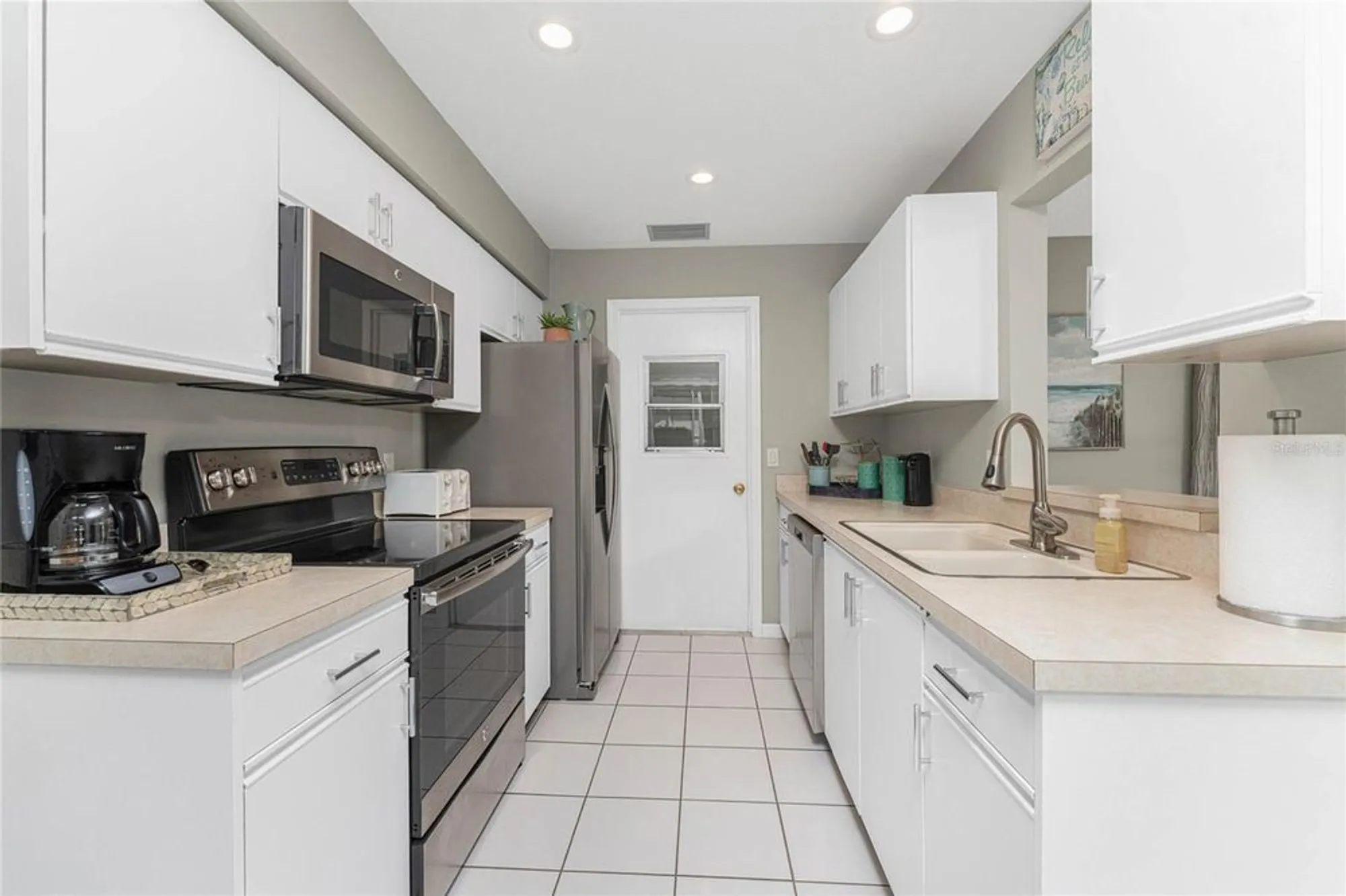 Property Slideshow image 12 of 47 | 607 deerwood ave # 607, Englewood, FL, 34223