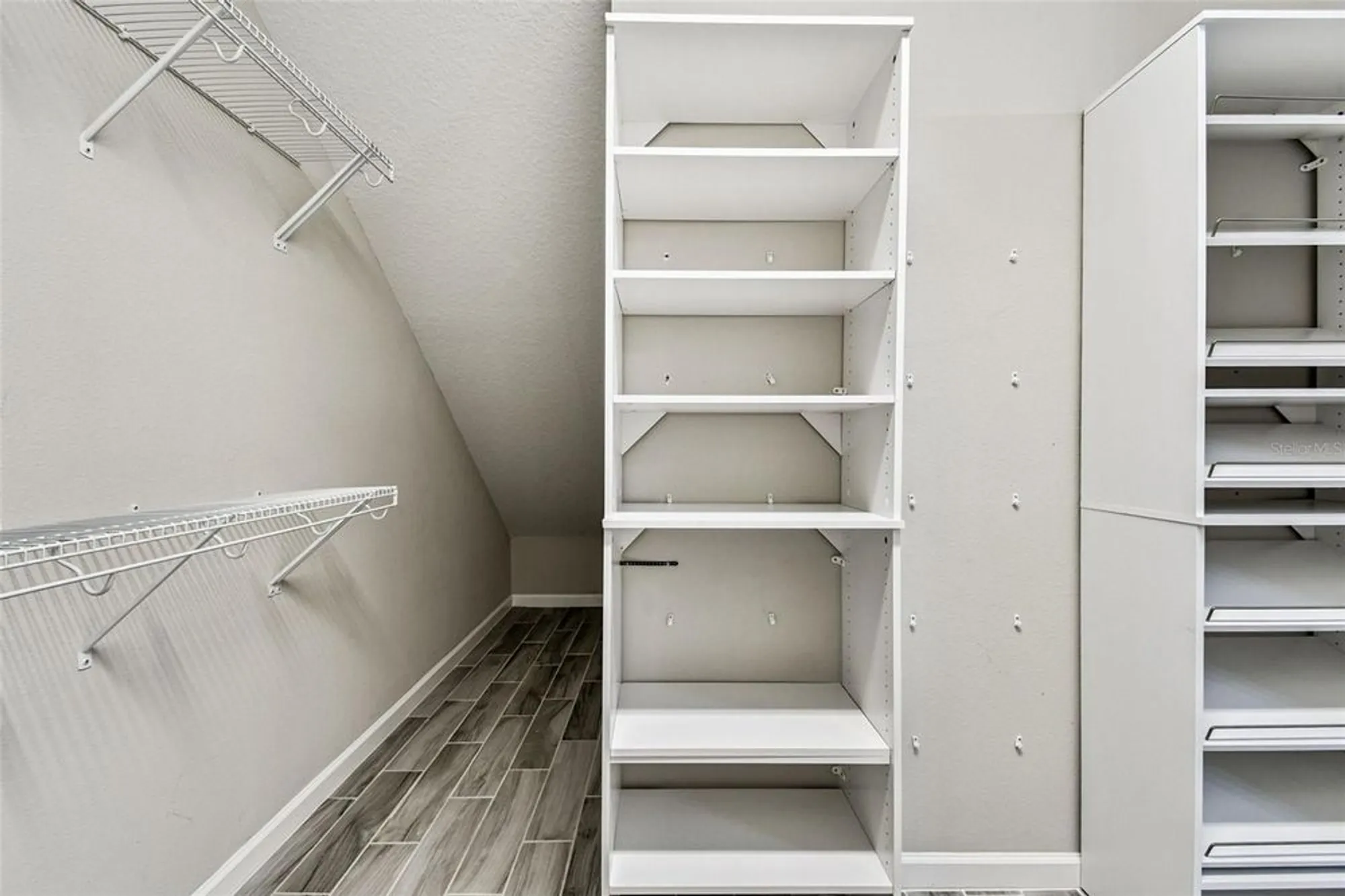 Property Slideshow image 21 of 96 | 5212 blossom cv, Bradenton, FL, 34211