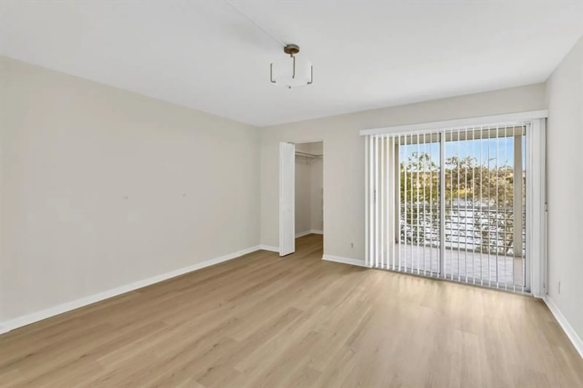 Property Slideshow image 16 of 59 | 3204 portofino pt l2, Coconut Creek, FL, 33066