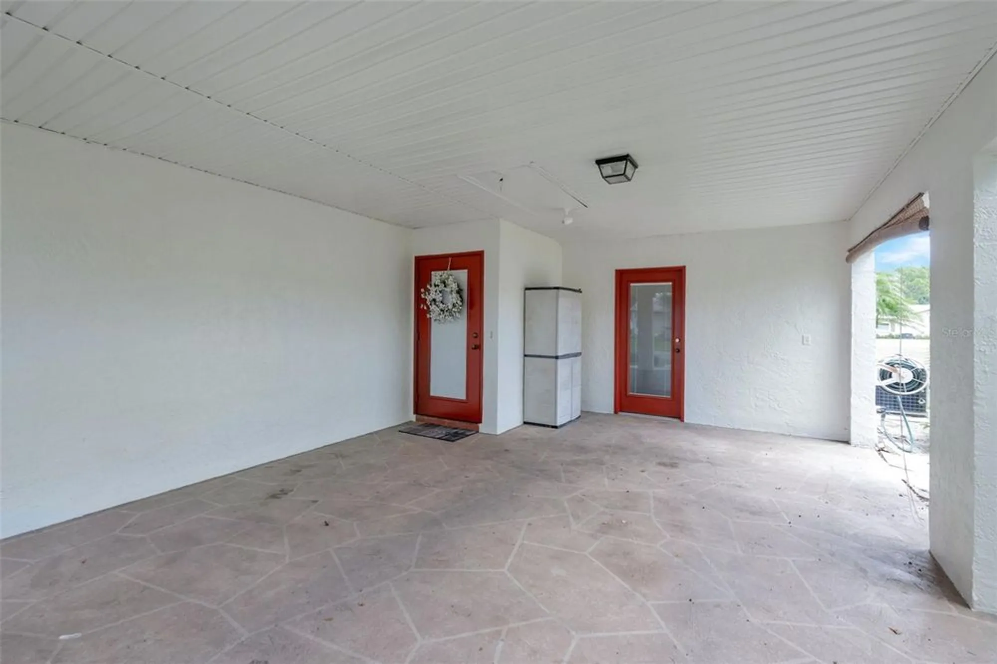 Property Slideshow image 19 of 33 | 1005 harefield cir # 43, Sun City Center, FL, 33573