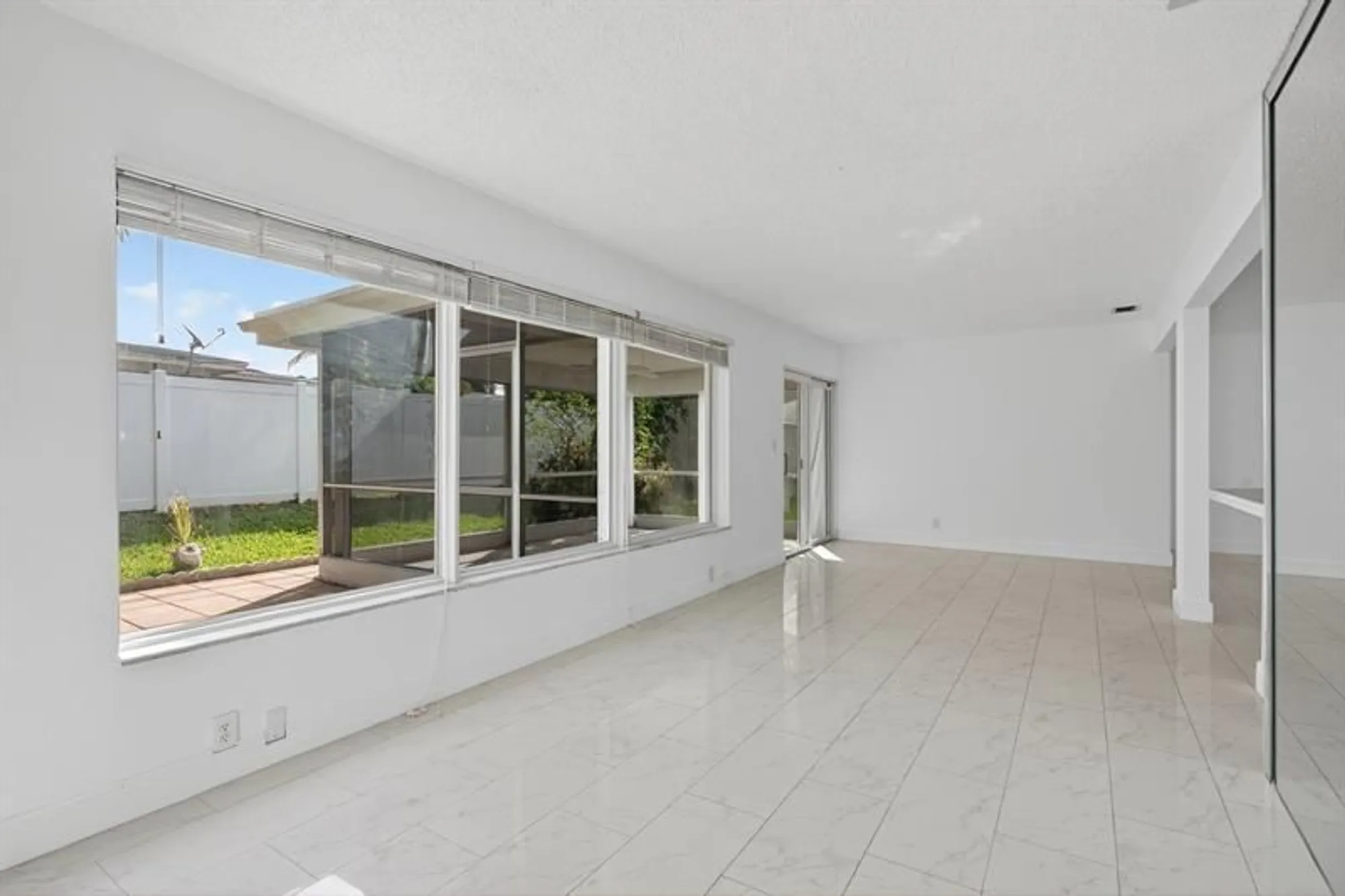 Property Slideshow image 26 of 34 | 2930 nw 1st ave, Pompano Beach, FL, 33064
