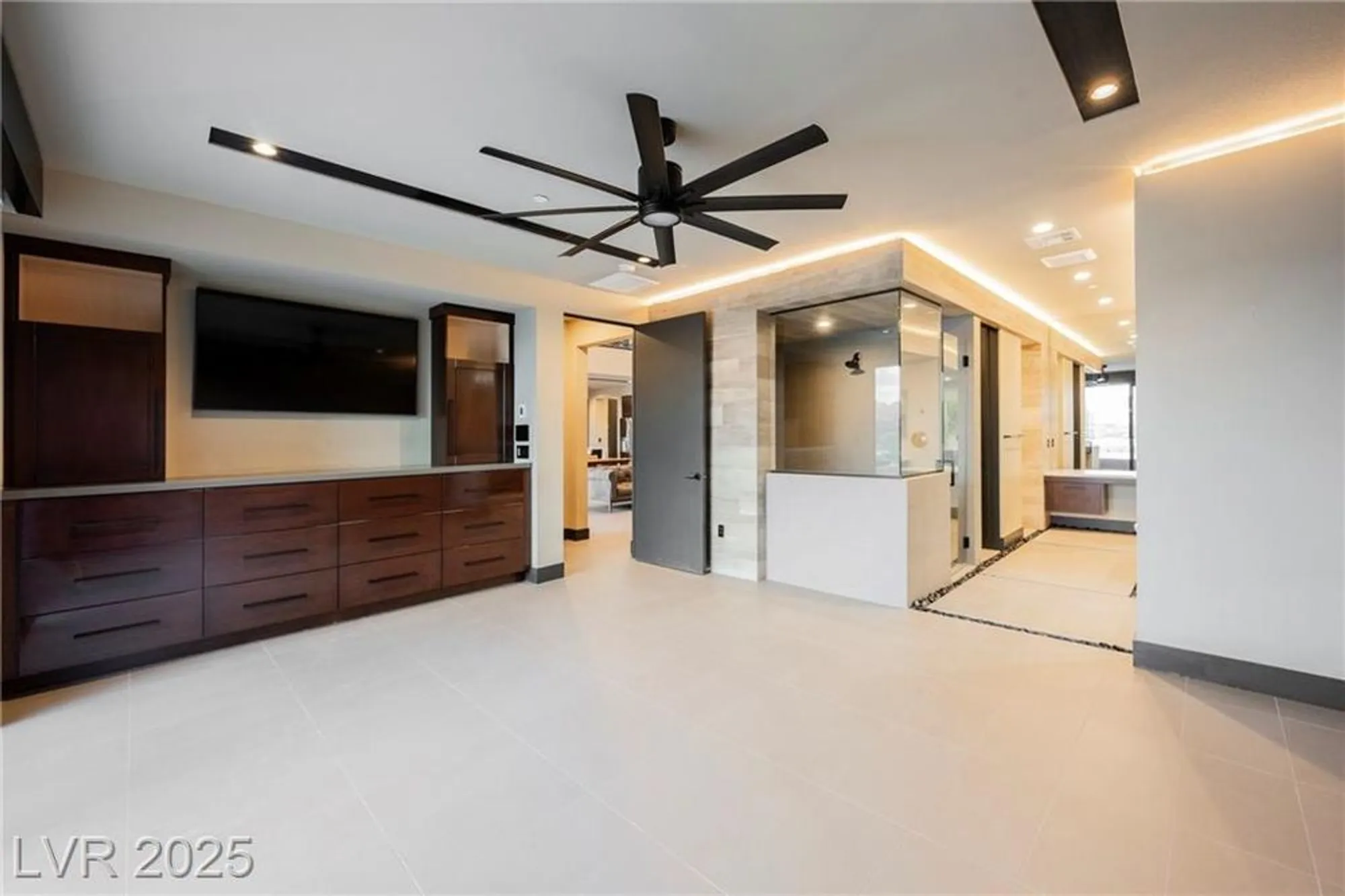 Property Slideshow image 38 of 93 | 20 falling canyon ct, Henderson, NV, 89011