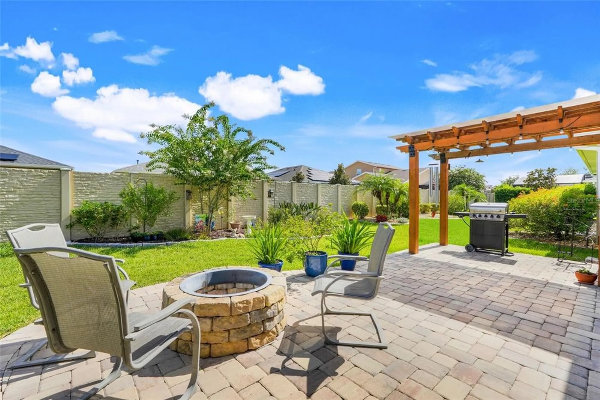 Property Slideshow image 34 of 52 | 815 hidden moss dr, Groveland, FL, 34736