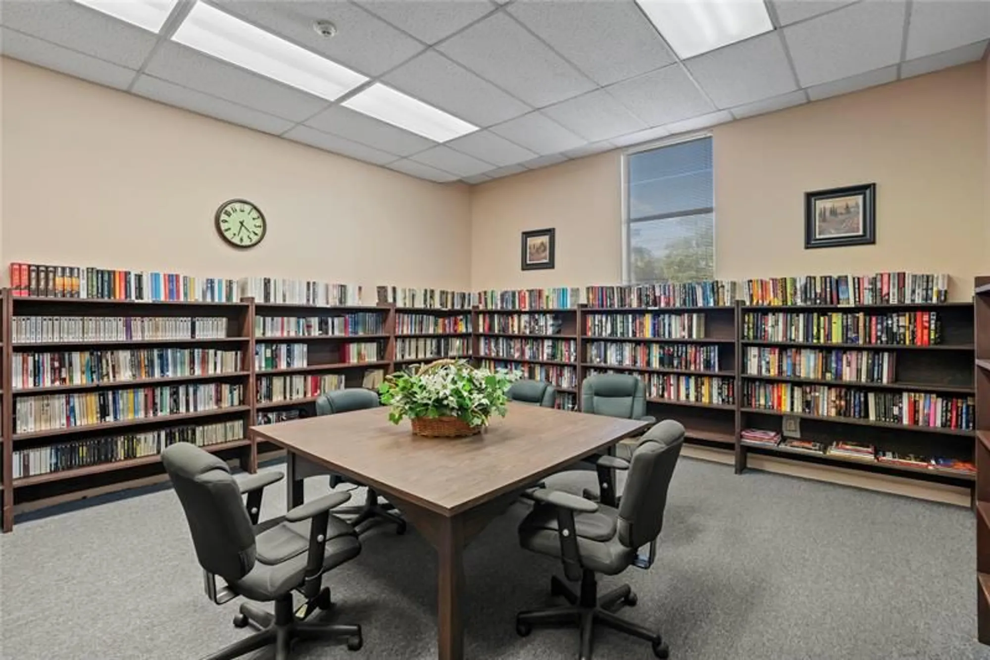 Property Slideshow image 31 of 43 | 3001 nw 46th ave 404, Lauderdale Lakes, FL, 33313