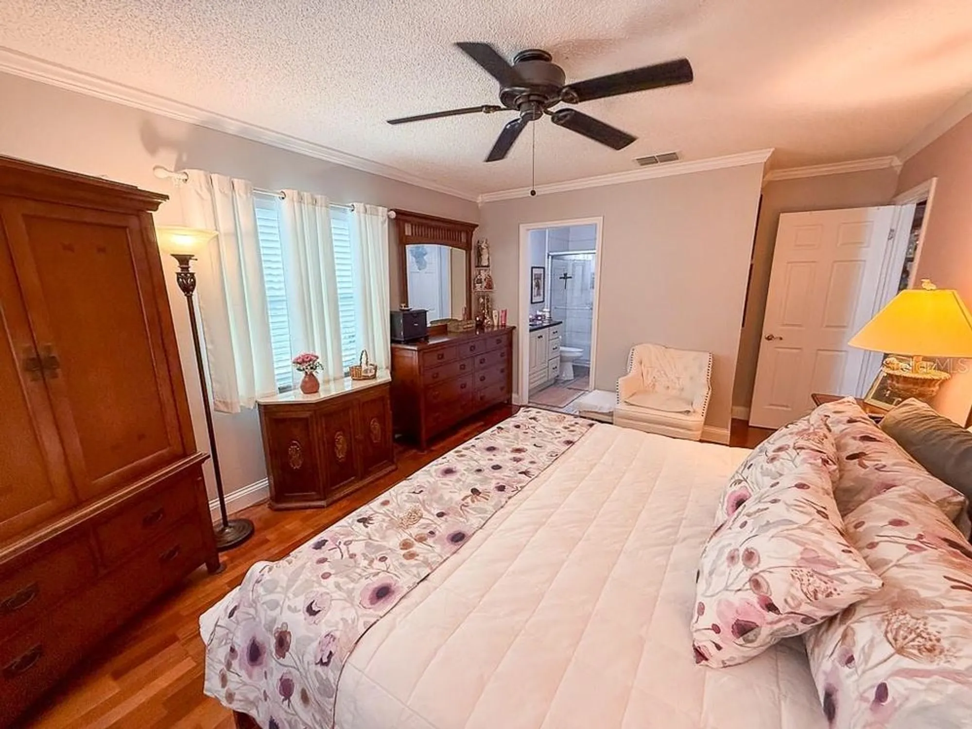 Property Slideshow image 21 of 58 | 3273 mcmath dr, Palm Harbor, FL, 34684