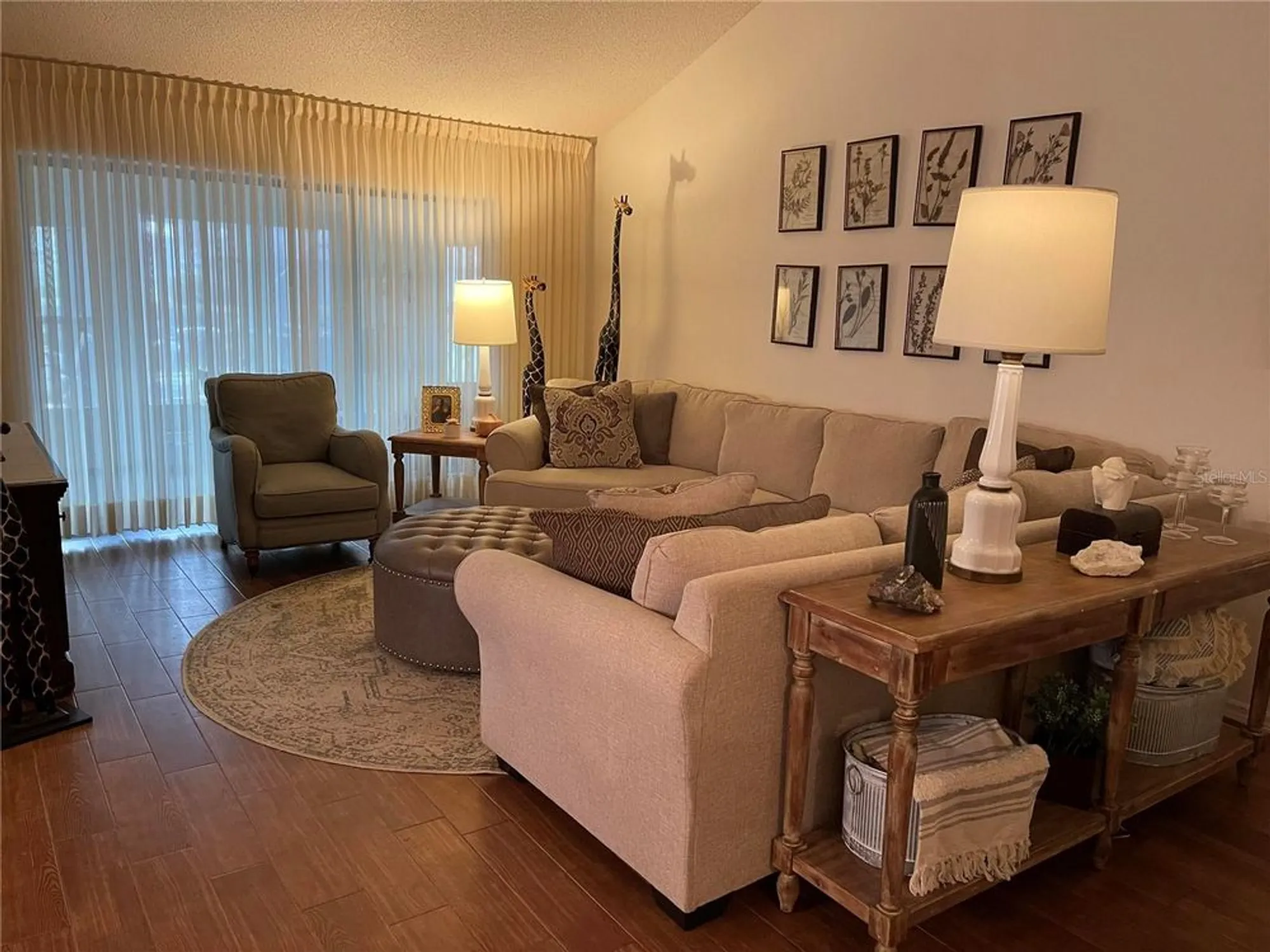 Property Slideshow image 4 of 22 | 420 s brockfield dr, Sun City Center, FL, 33573