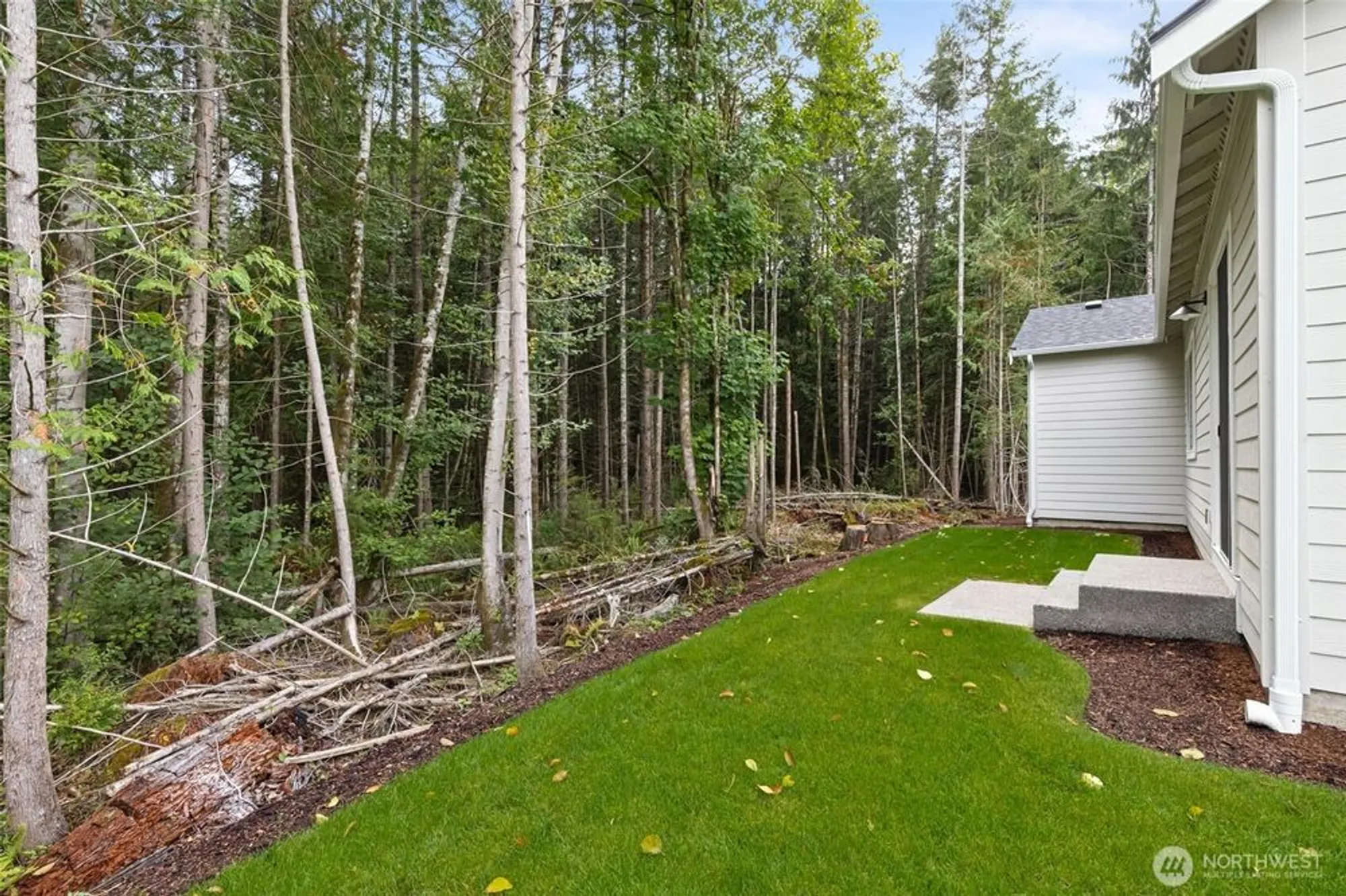 Property Slideshow image 10 of 13 | 81 mccartney peak # 71, Port Ludlow, WA, 98365