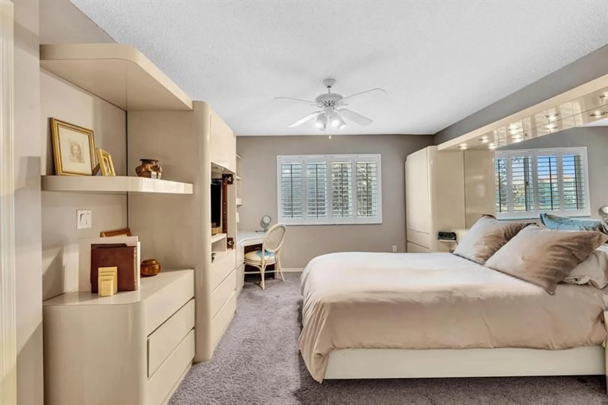 Property Slideshow image 21 of 71 | 7512 n devon dr 210, Tamarac, FL, 33321