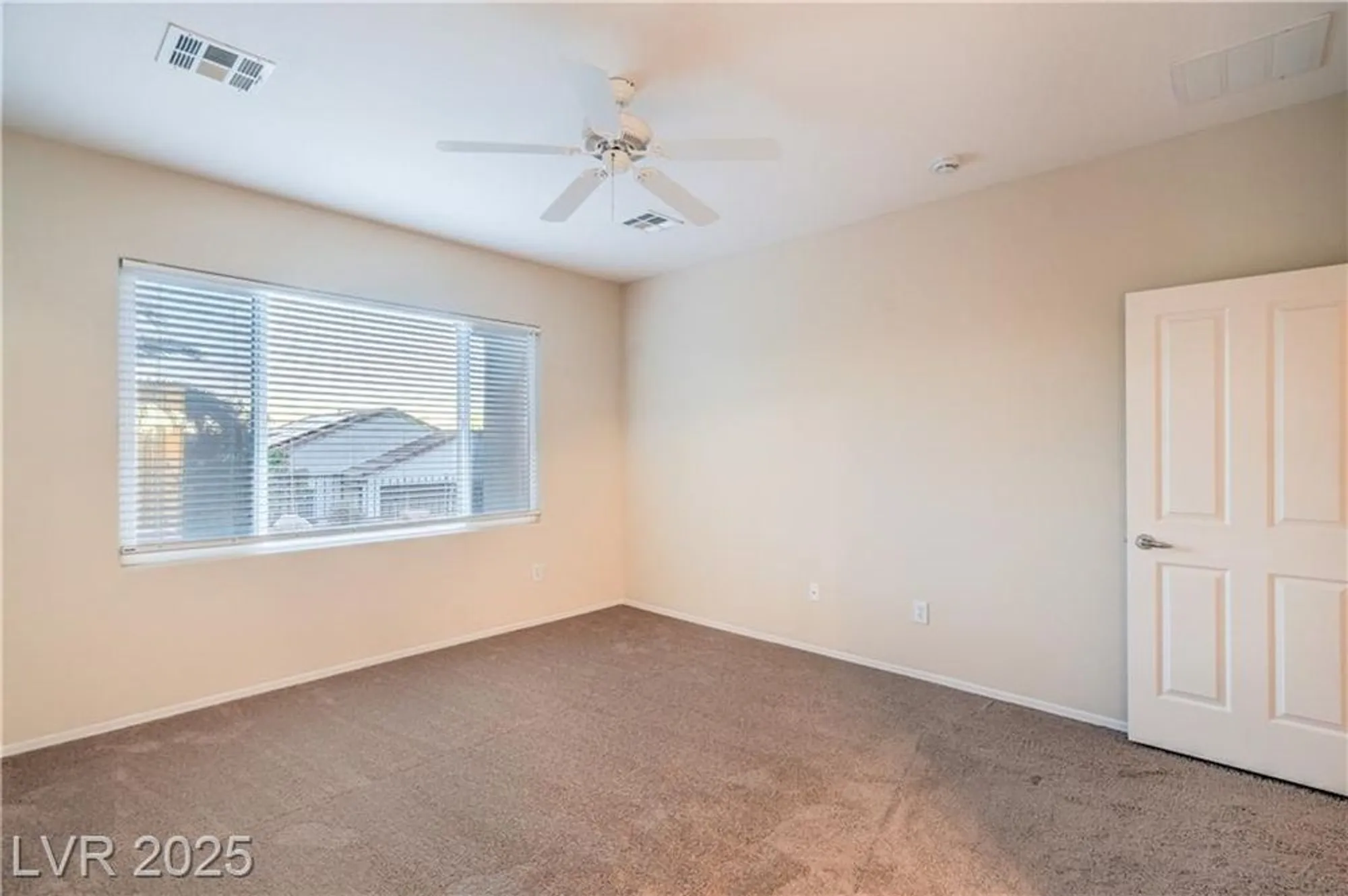 Property Slideshow image 16 of 62 | 2331 meteor shower st, Henderson, NV, 89044