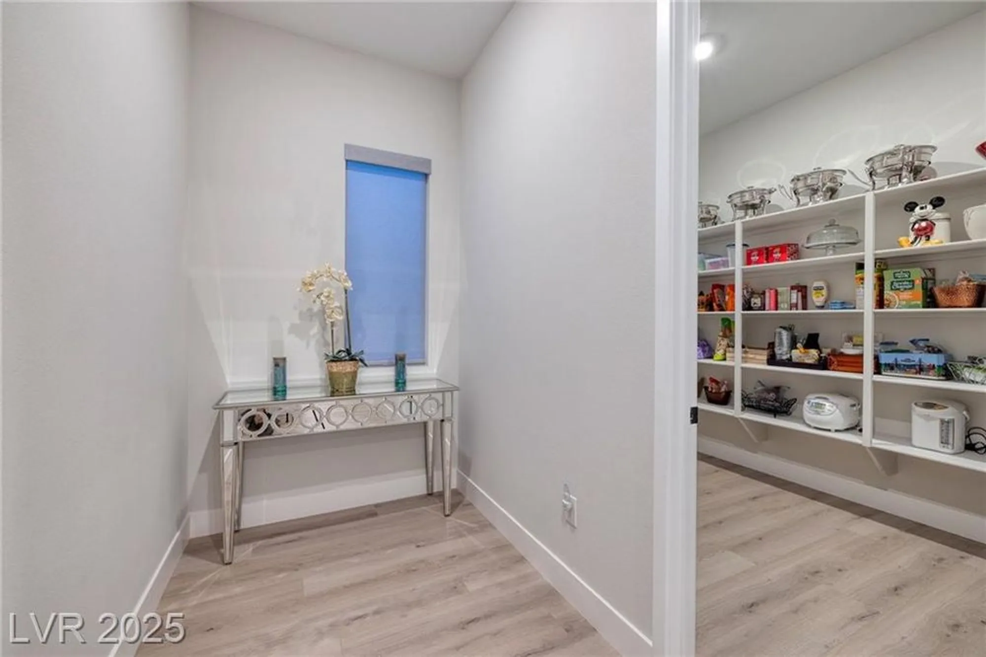 Property Slideshow image 18 of 63 | 351 tigullio ave, Henderson, NV, 89011
