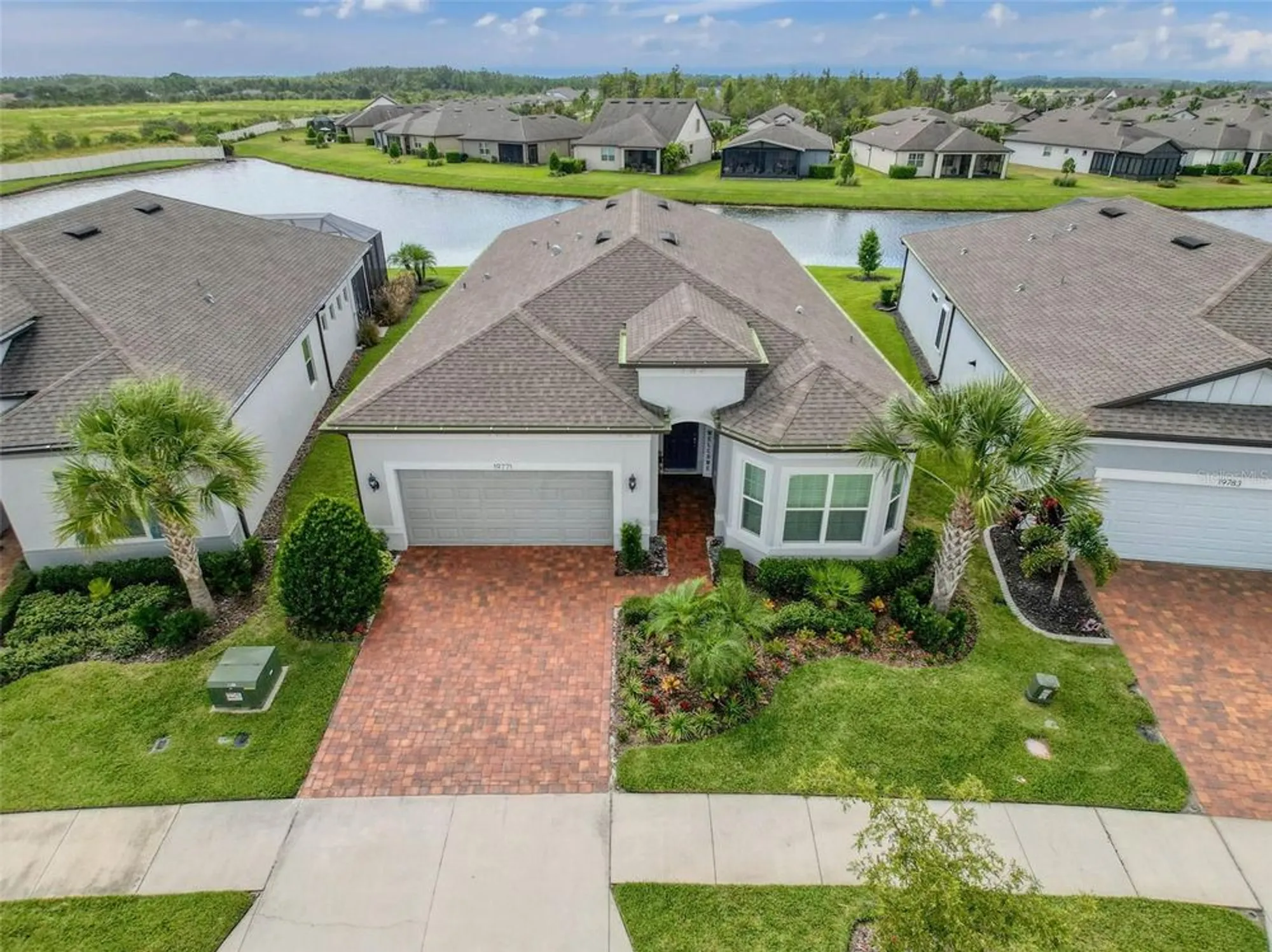 Property Slideshow image 4 of 31 | 19771 ship wheel way, Land O Lakes, FL, 34638