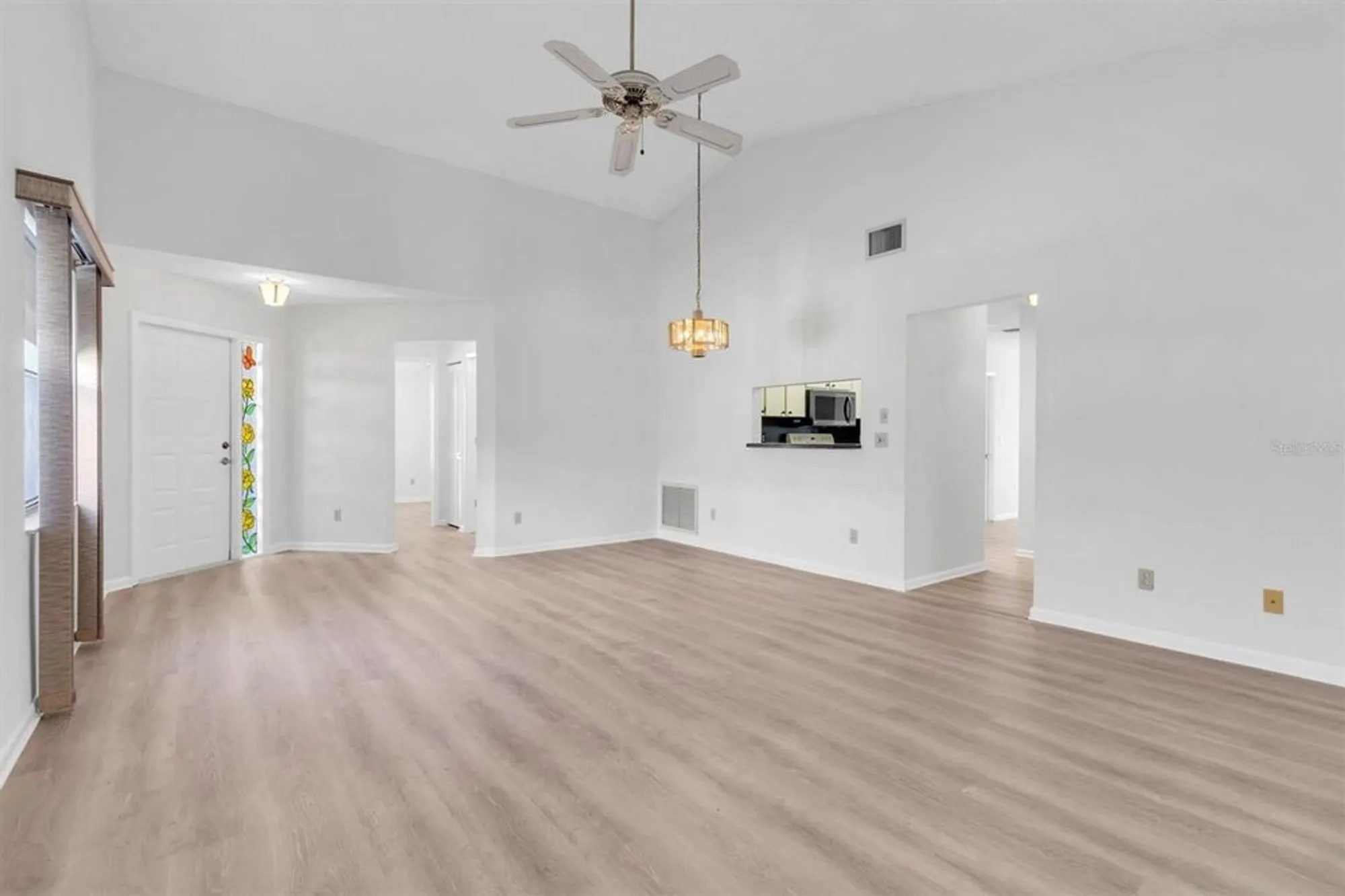 Property Slideshow image 5 of 25 | 11736 white ash dr, New Port Richey, FL, 34654