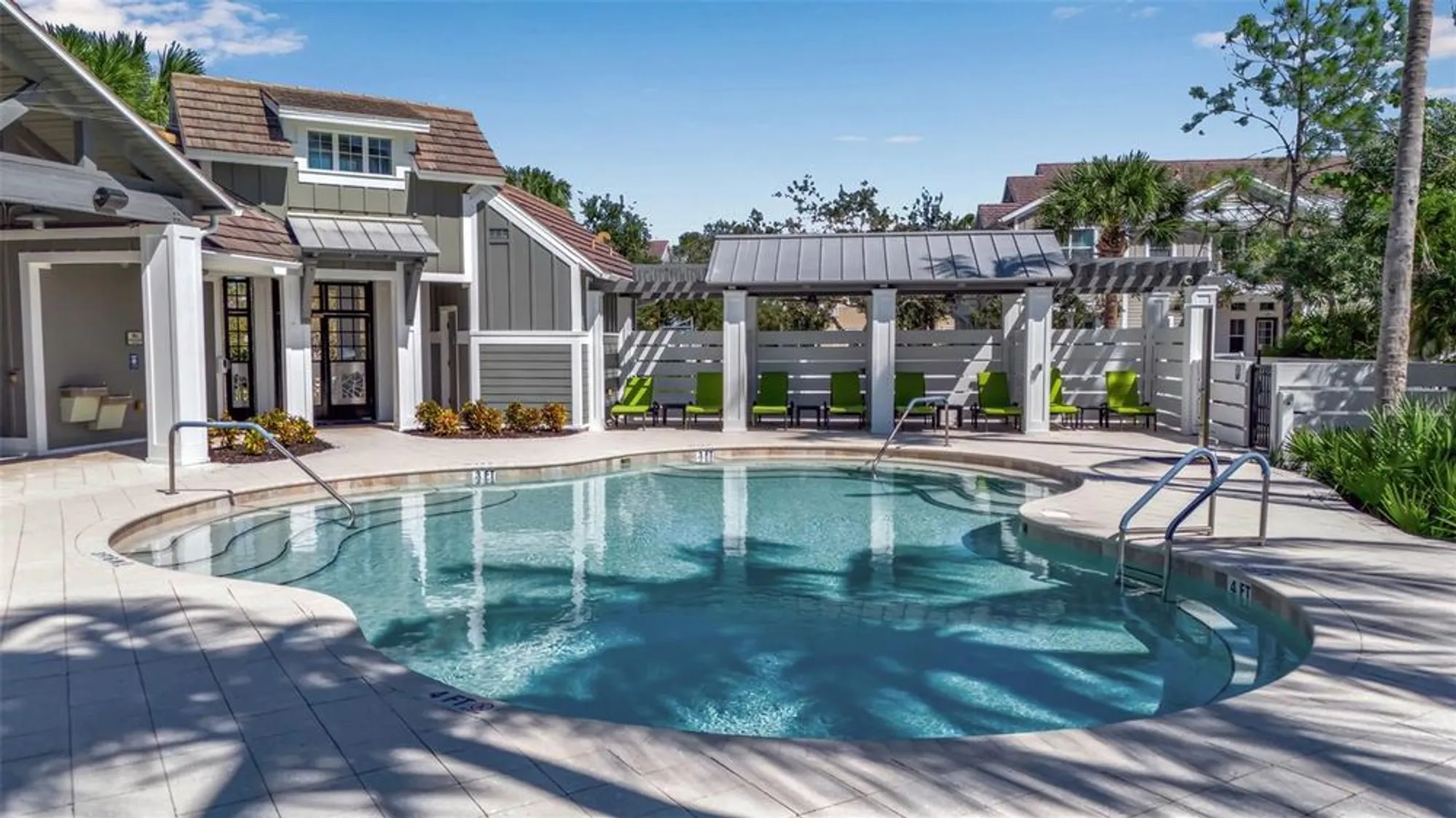 Property Slideshow image 75 of 99 | 321 sapphire lake dr 202, Bradenton, FL, 34209