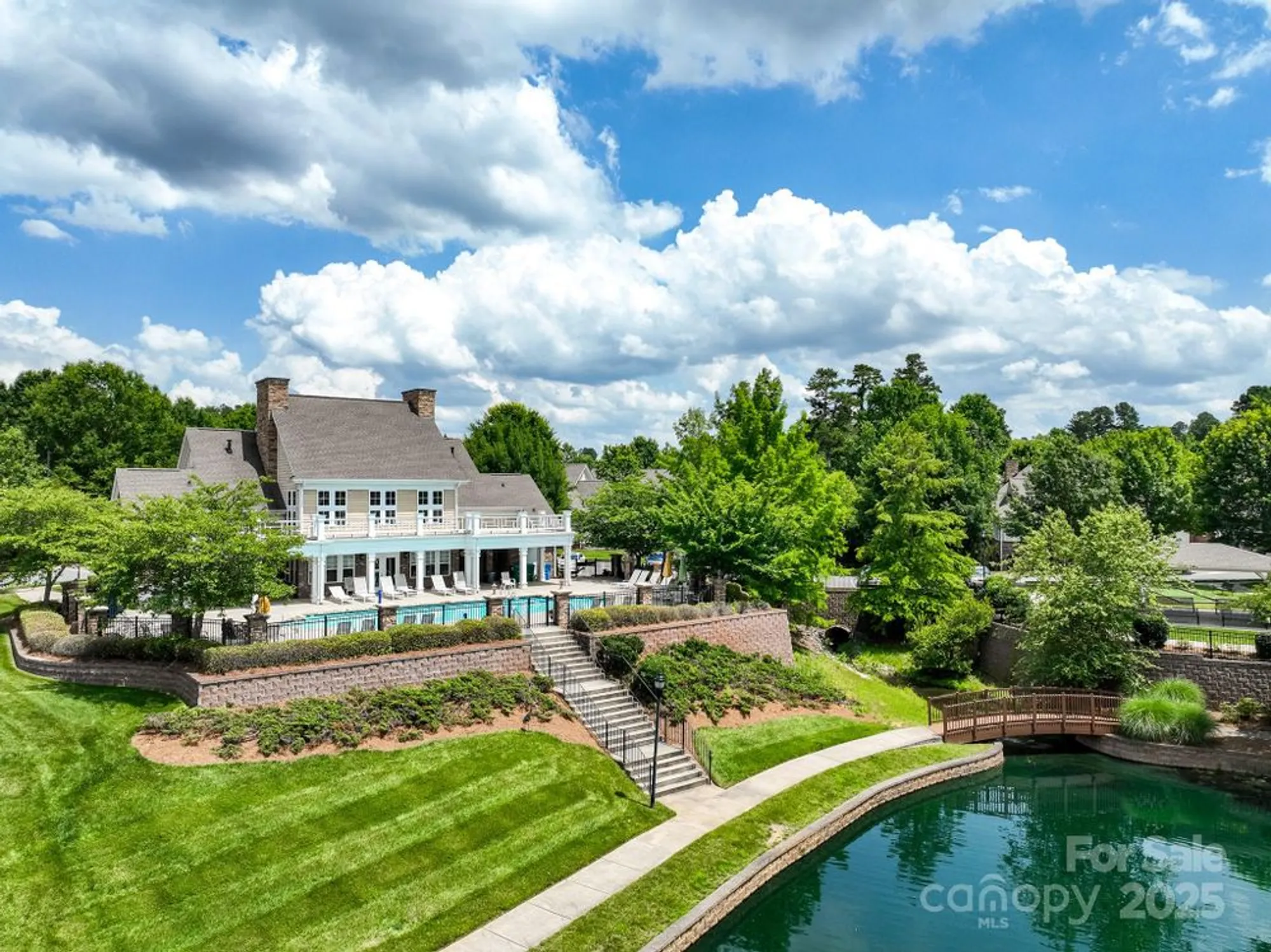 Property Slideshow image 33 of 37 | 10875 casetta dr, Matthews, NC, 28105