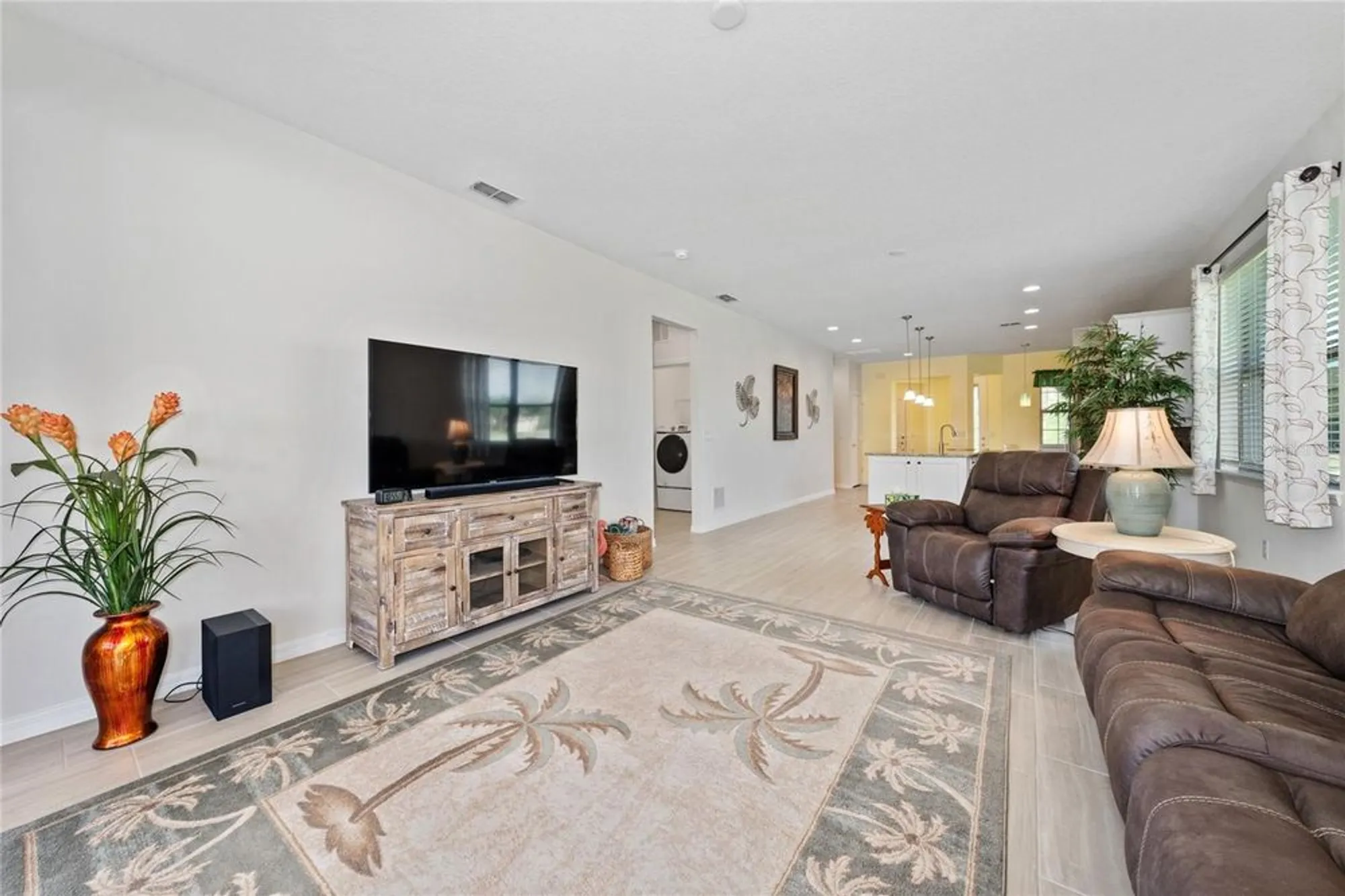 Property Slideshow image 9 of 43 | 503 vigo st, Davenport, FL, 33837