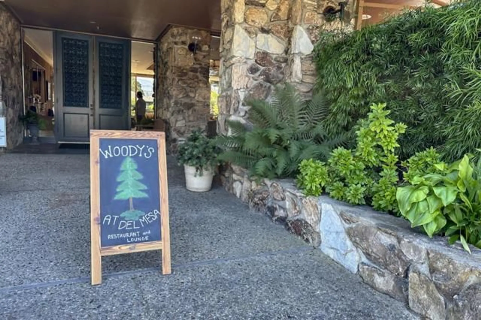 Property Slideshow image 35 of 51 | 39 del mesa carmel, Carmel, CA, 93923