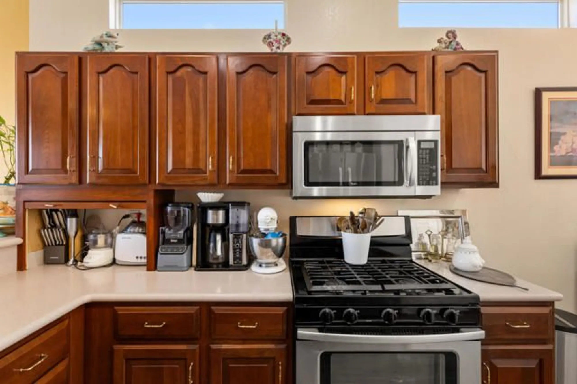 Property Slideshow image 15 of 65 | 43986 medinah dr, Indio, CA, 92201