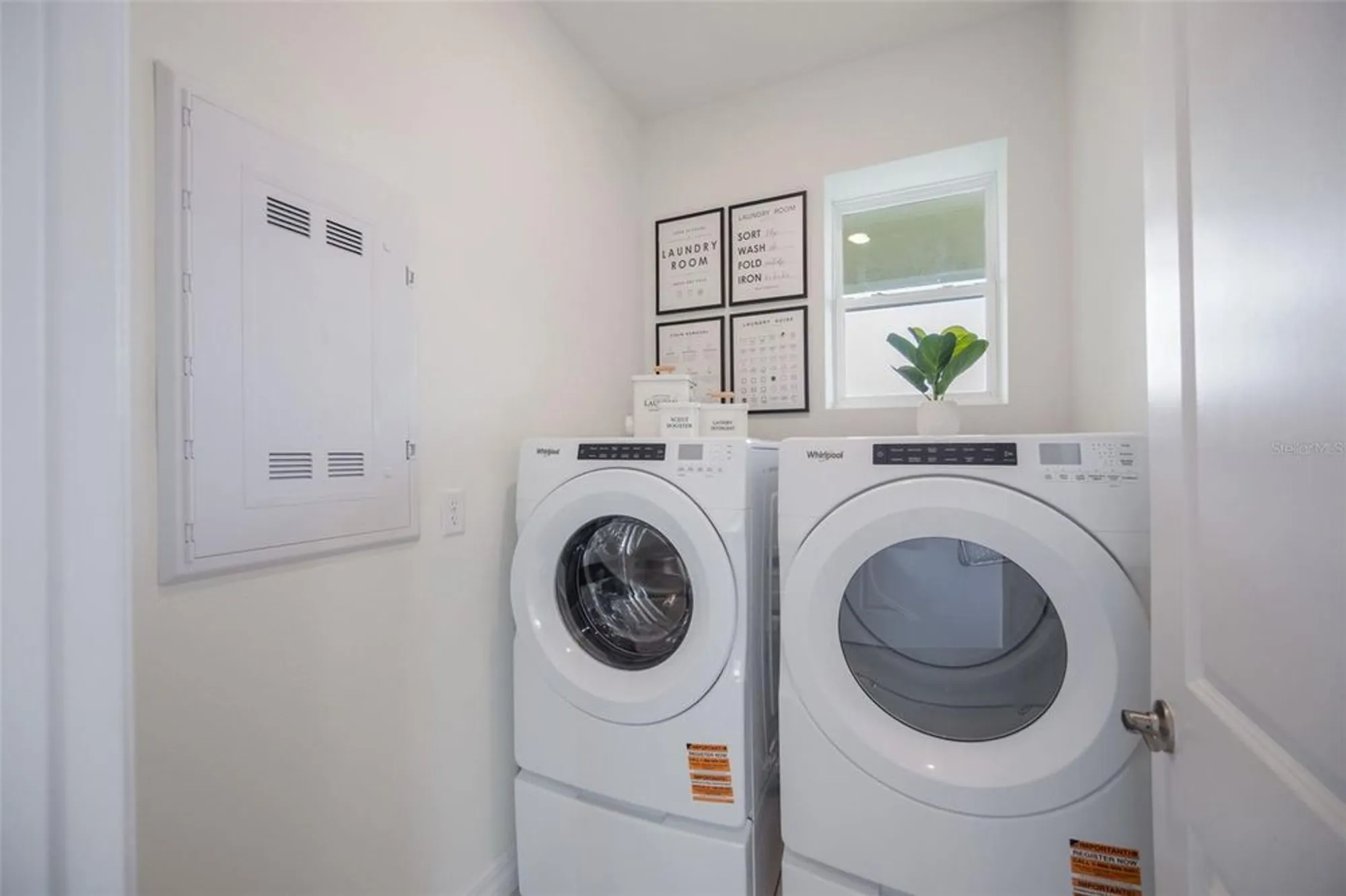 Property Slideshow image 32 of 37 | 3973 kennebunk loop, Mount Dora, FL, 32757