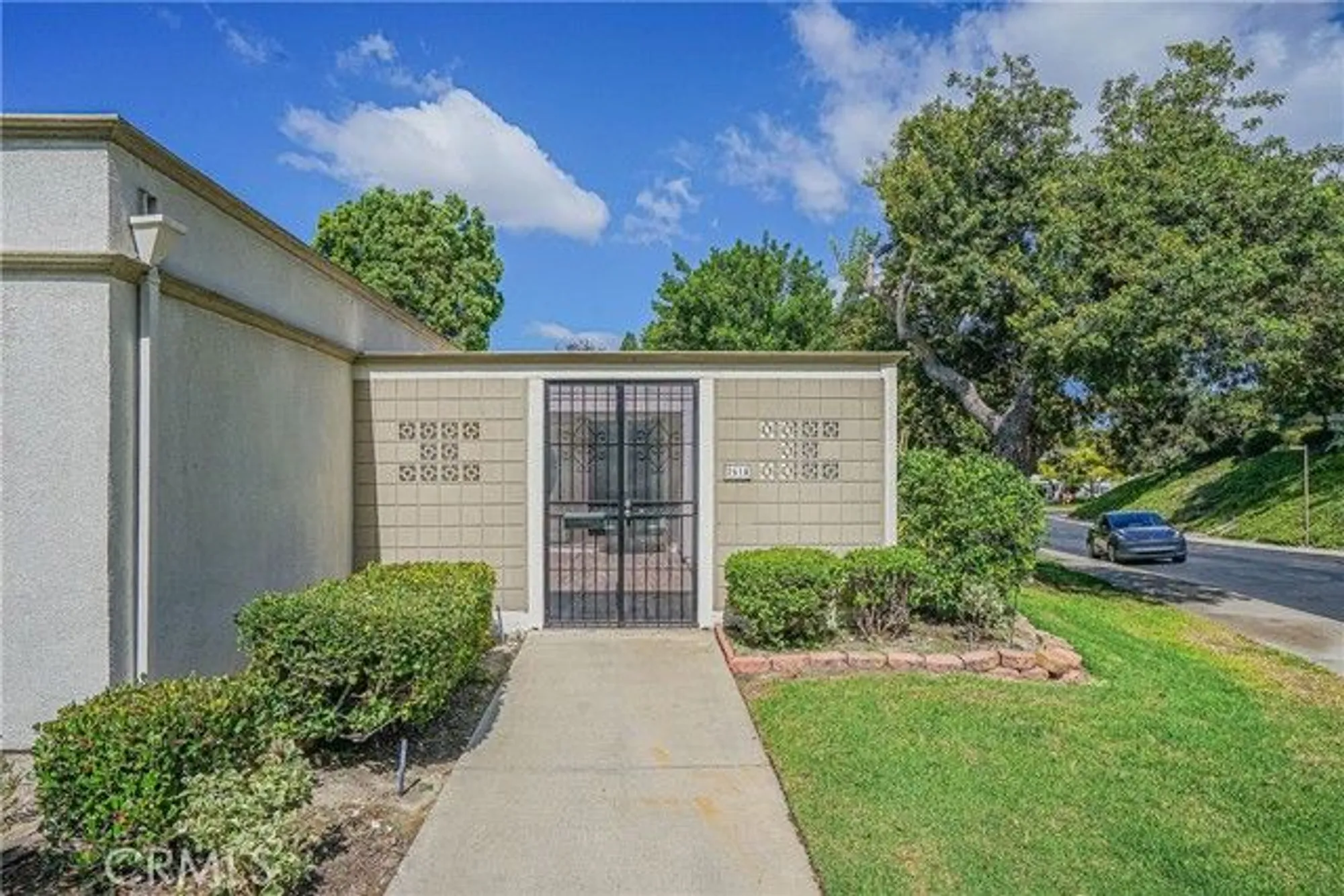 Property Slideshow image 33 of 43 | 261 calle aragon a, Laguna Woods, CA, 92637
