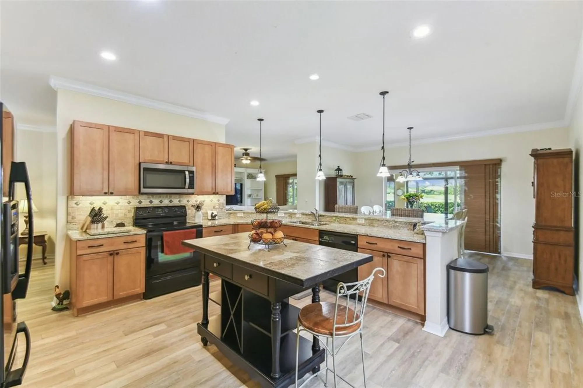 Property Slideshow image 18 of 72 | 217 sorrento rd, Kissimmee, FL, 34759