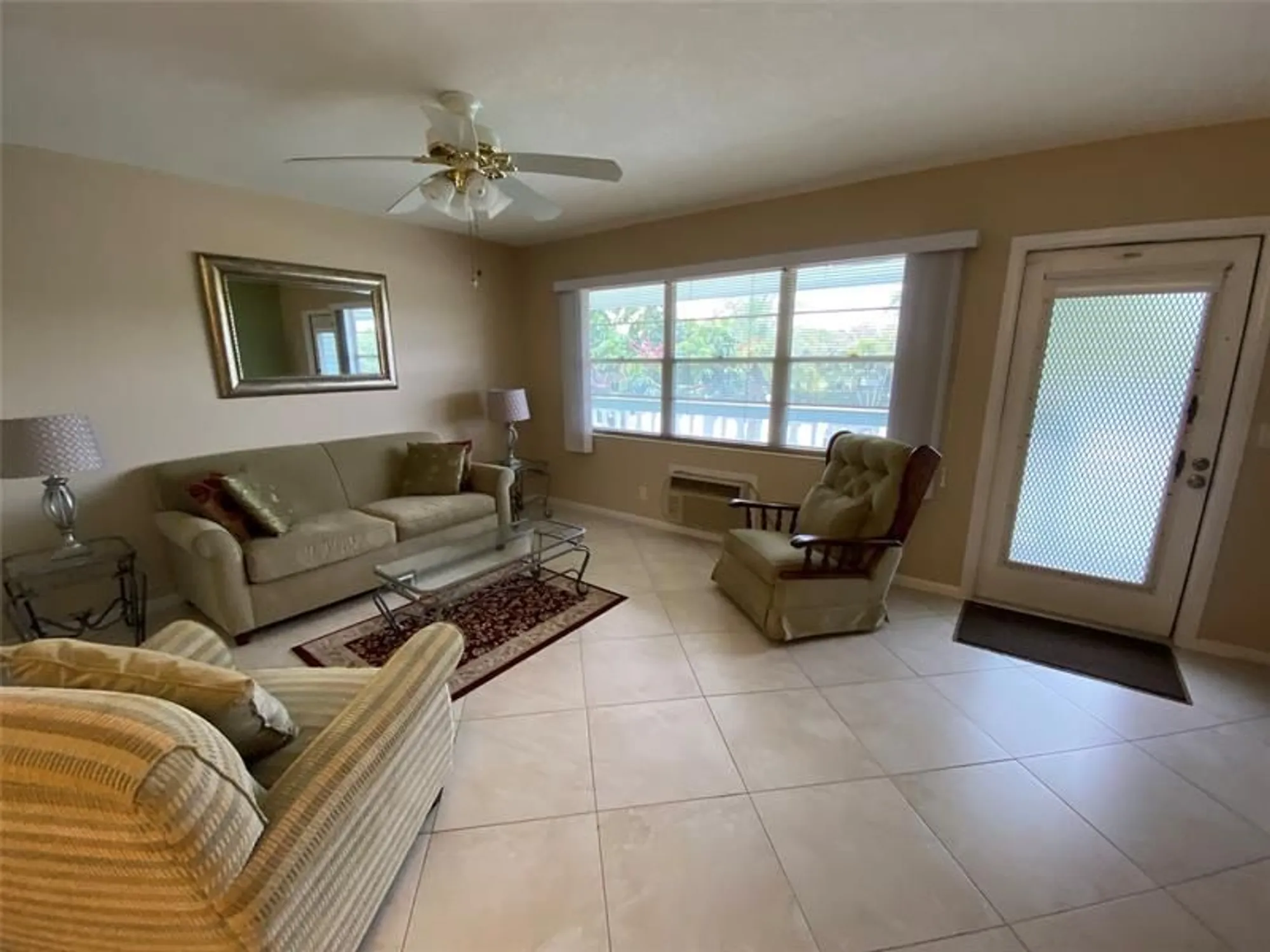 Property Slideshow image 6 of 50 | 278 newport r # 278, Deerfield Beach, FL, 33442