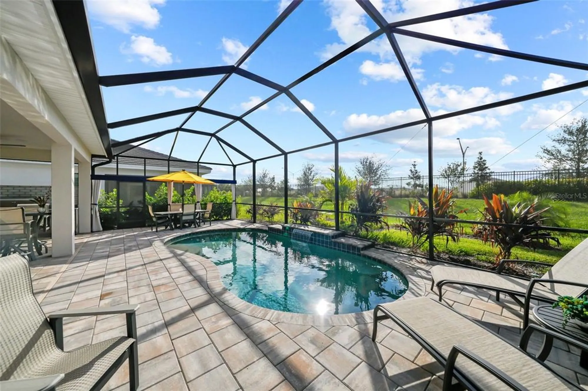 Property Slideshow image 34 of 50 | 17702 cresswind ter, Bradenton, FL, 34211