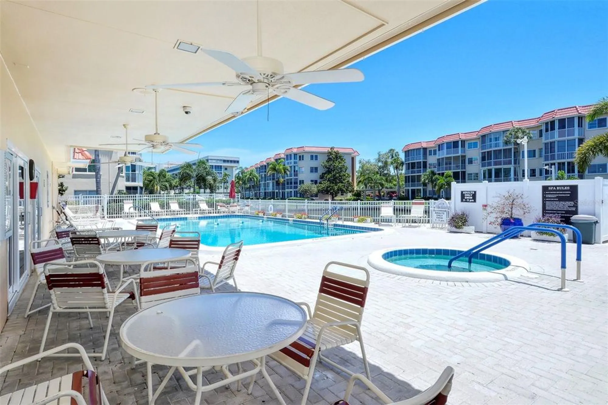 Property Slideshow image 46 of 77 | 1250 n portofino dr # 305mar, Sarasota, FL, 34242