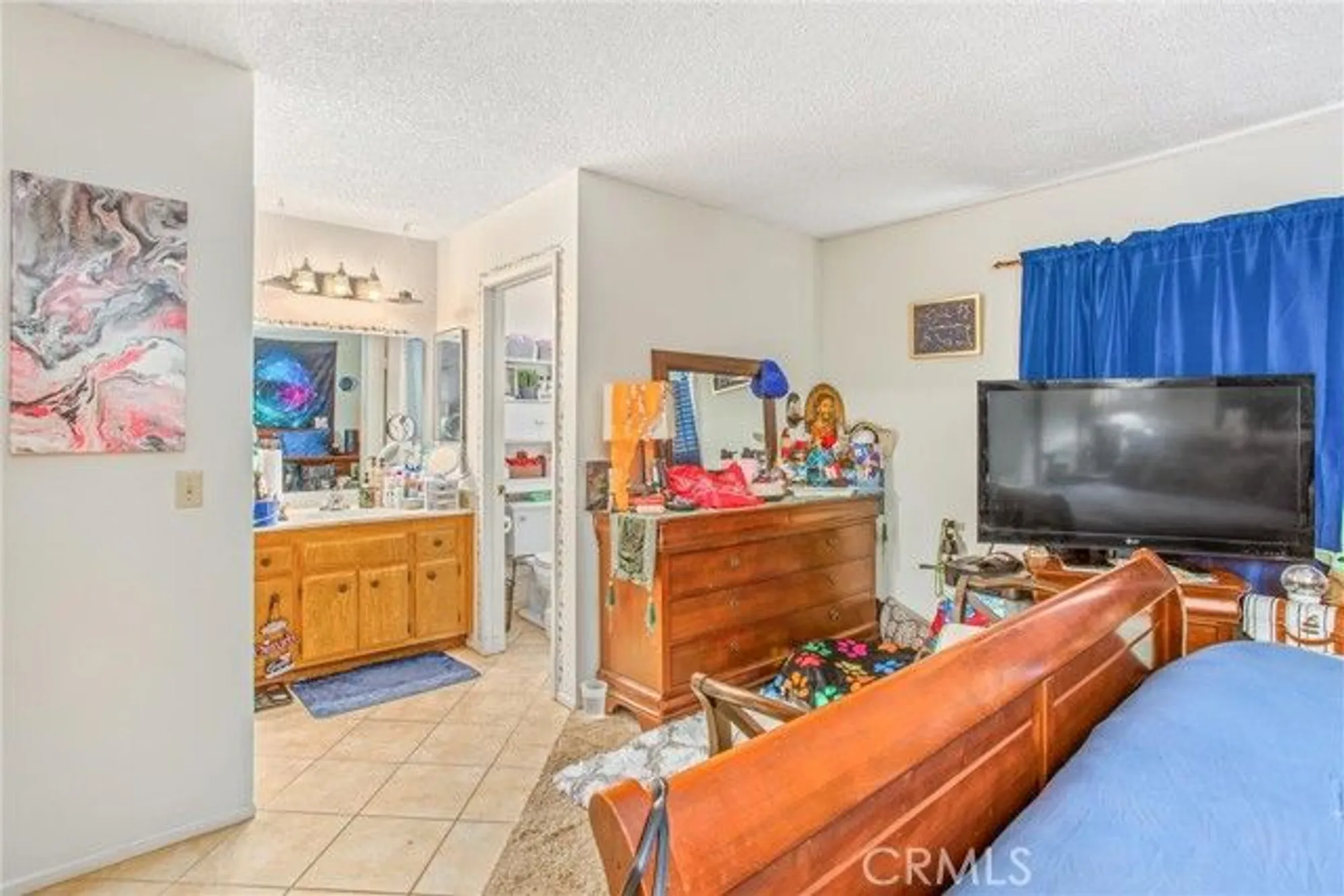 Property Slideshow image 16 of 24 | 2307 el toro cir, Hemet, CA, 92545