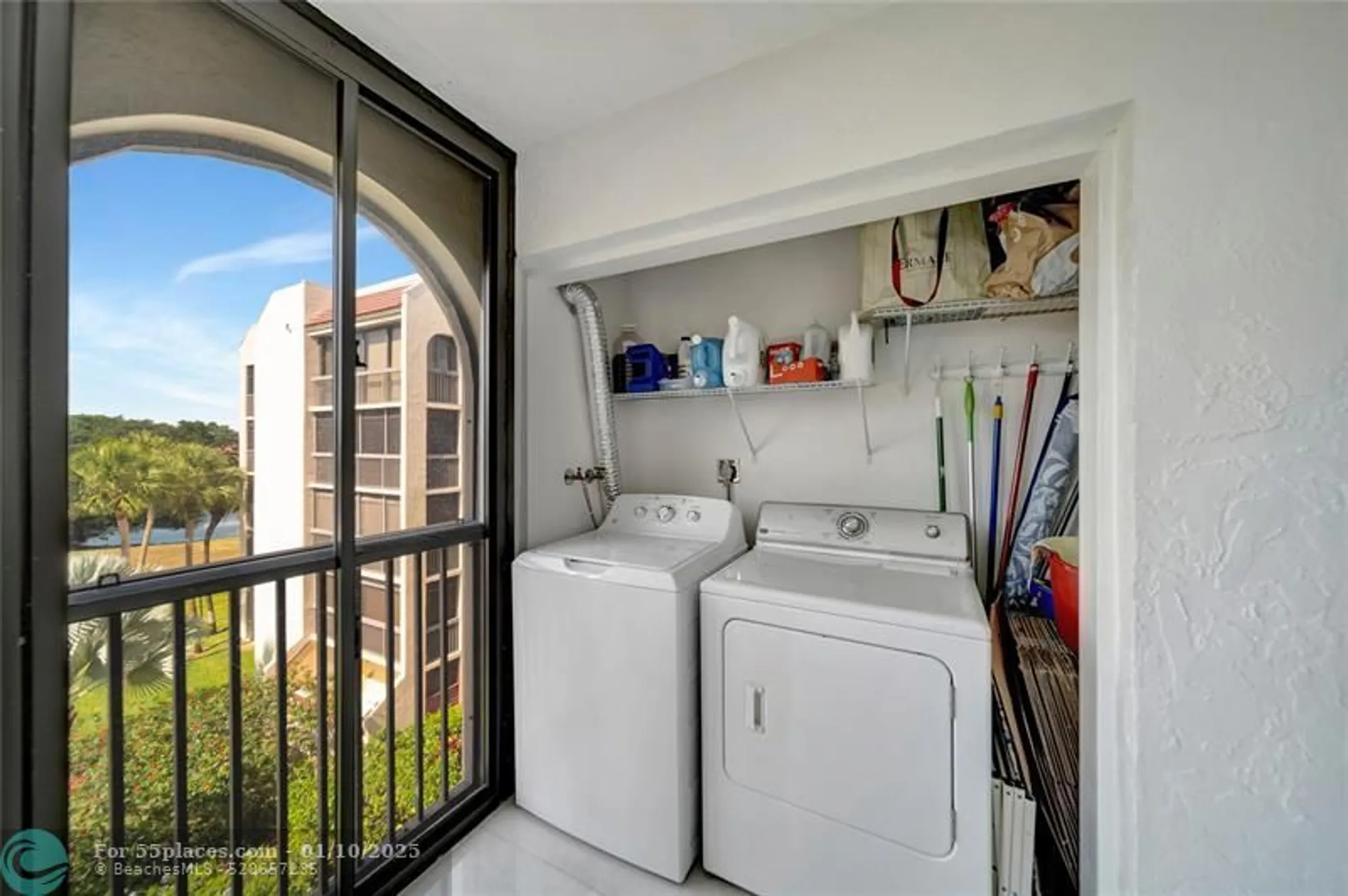 Property Slideshow image 33 of 67 | 3521 environ blvd b410, Lauderhill, FL, 33319