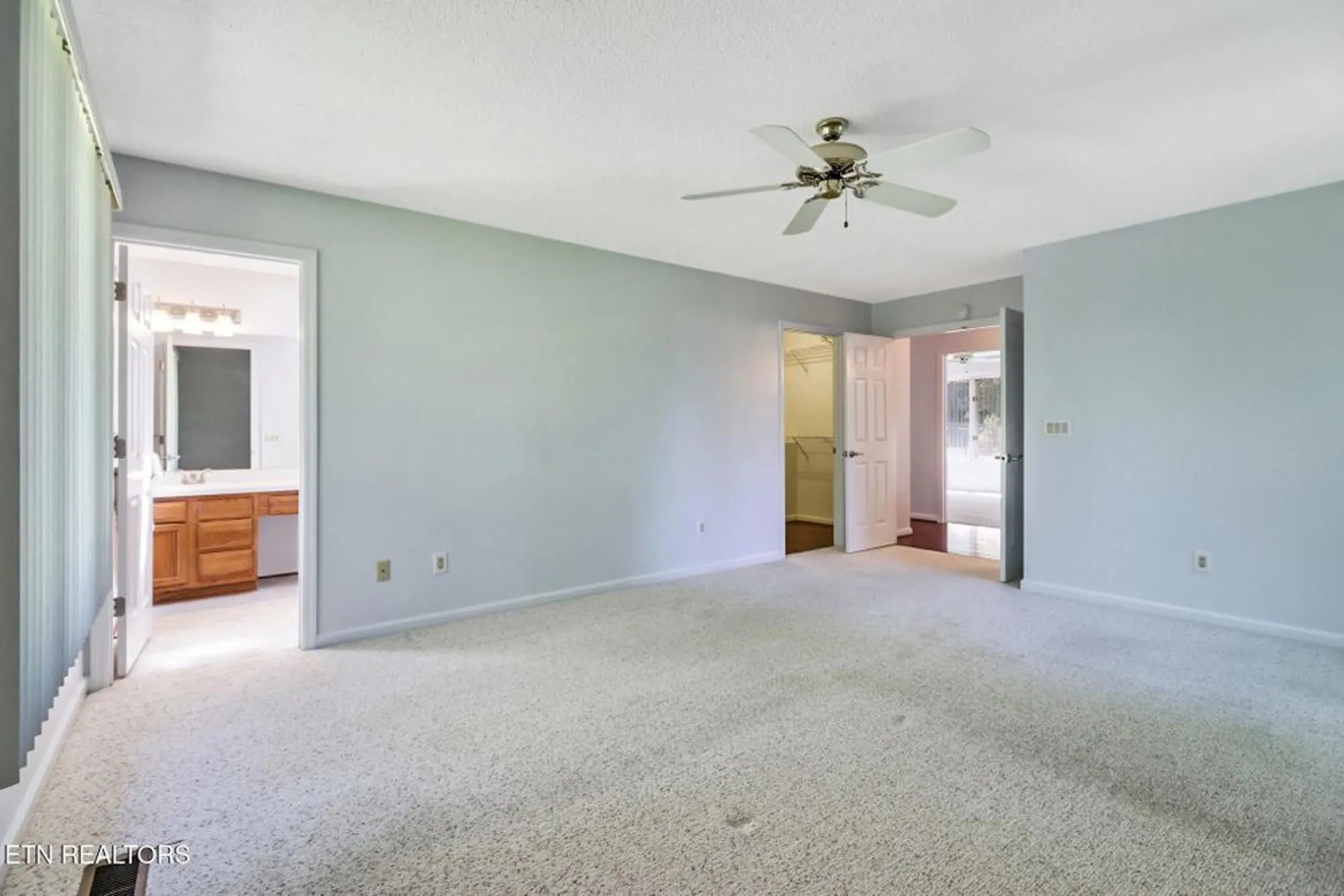 Property Slideshow image 25 of 45 | 116 rolling green dr, Crossville, TN, 38558