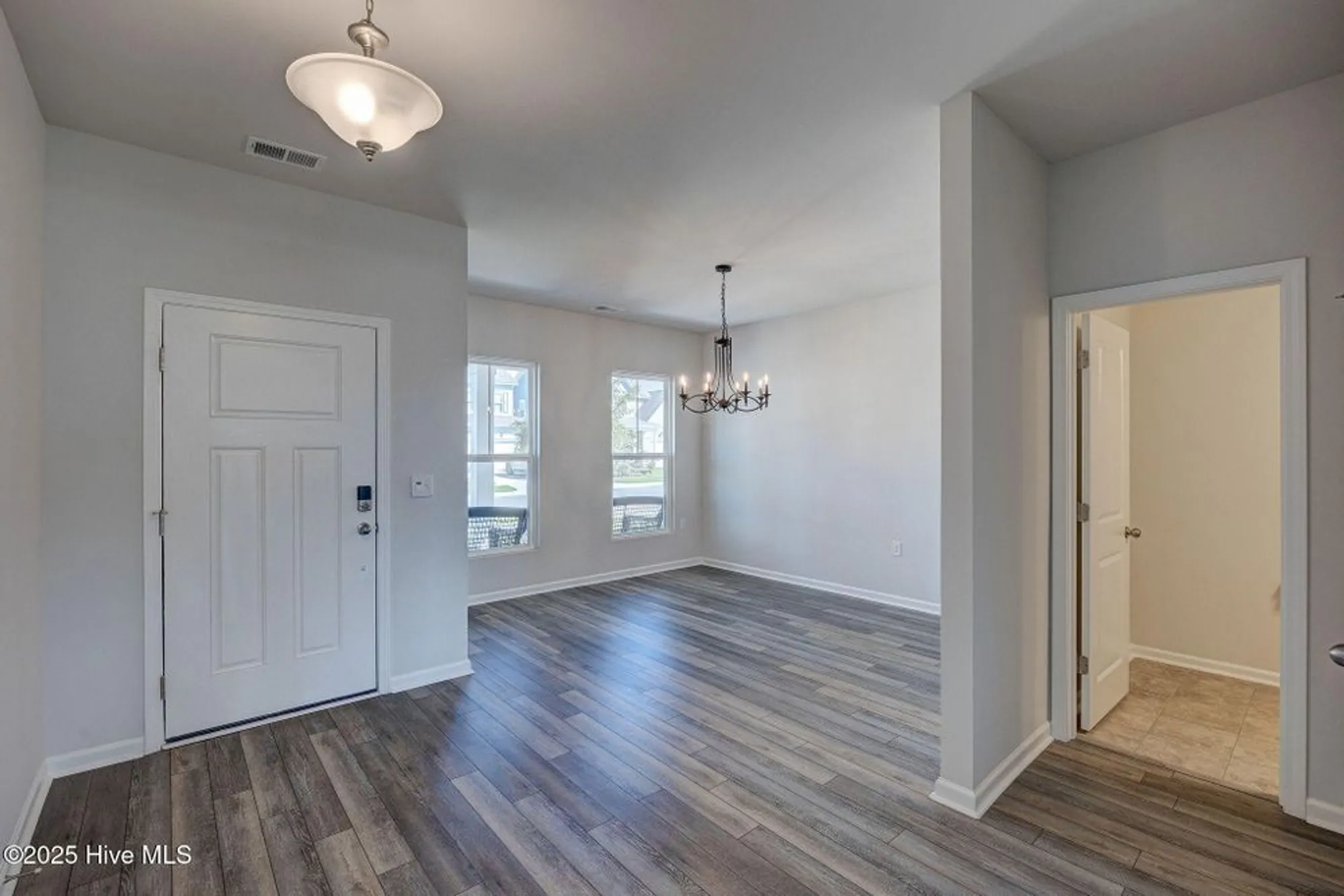 Property Slideshow image 7 of 39 | 1369 trisail ter, Wilmington, NC, 28412