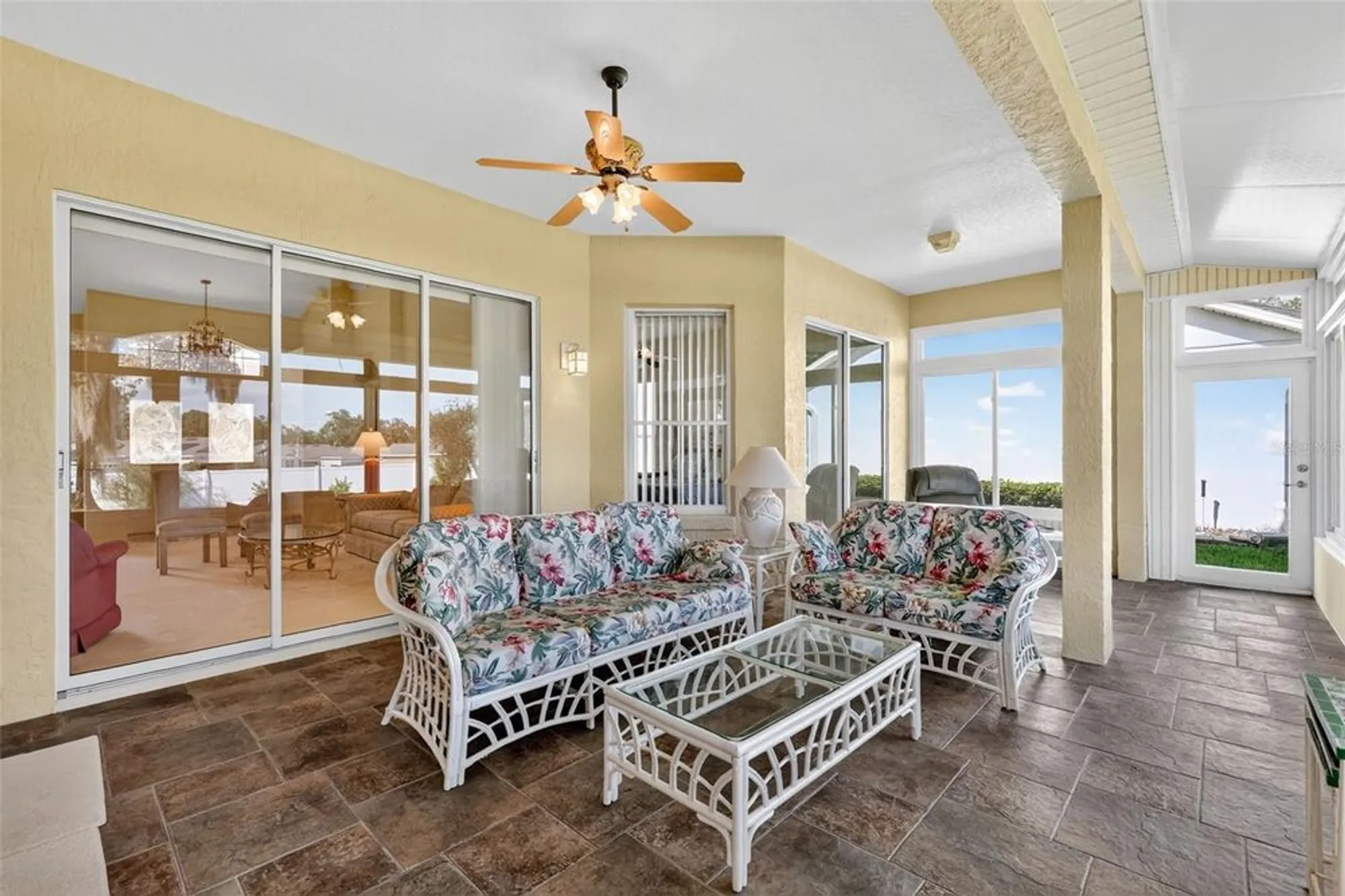Property Slideshow image 29 of 30 | 5135 aurora dr, Leesburg, FL, 34748