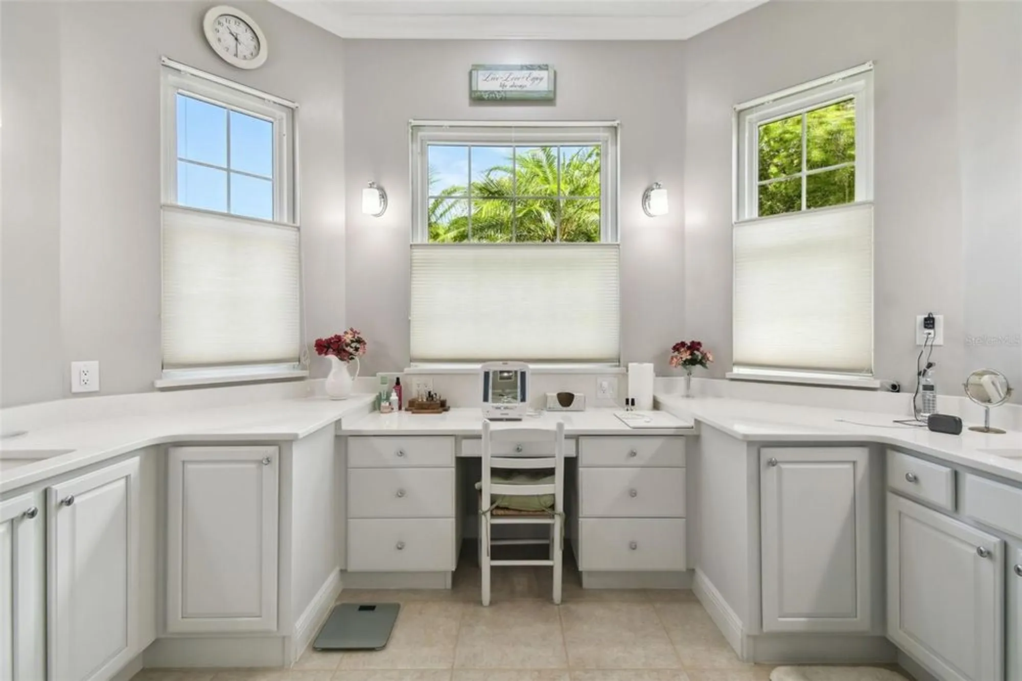 Property Slideshow image 20 of 61 | 201 largo dr, Kissimmee, FL, 34759