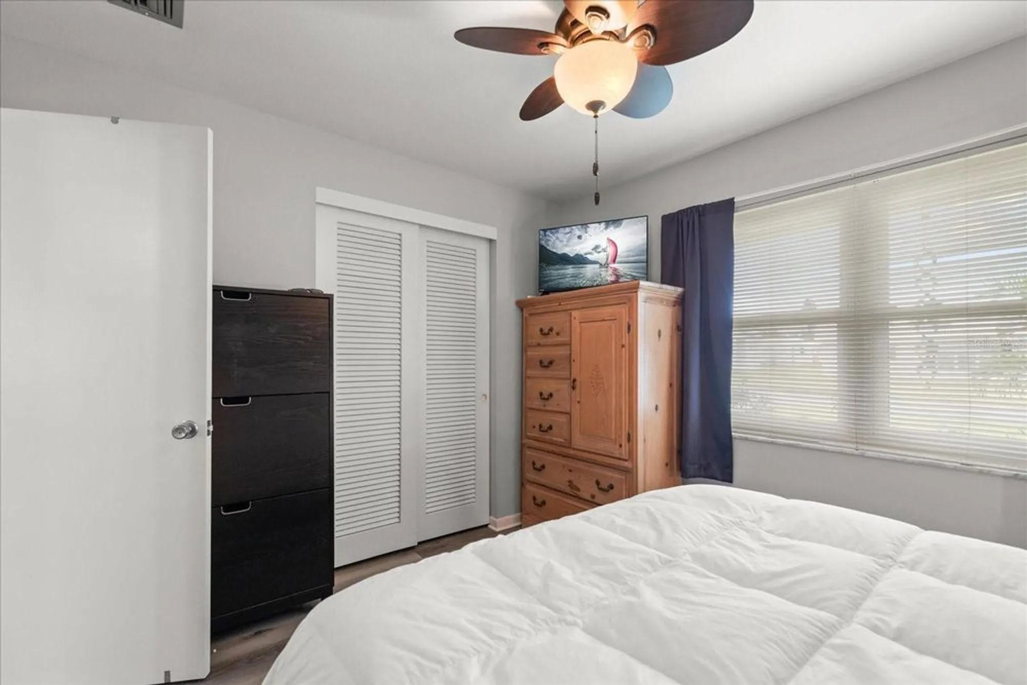 Property Slideshow image 16 of 44 | 14023 94th pl, Seminole, FL, 33776