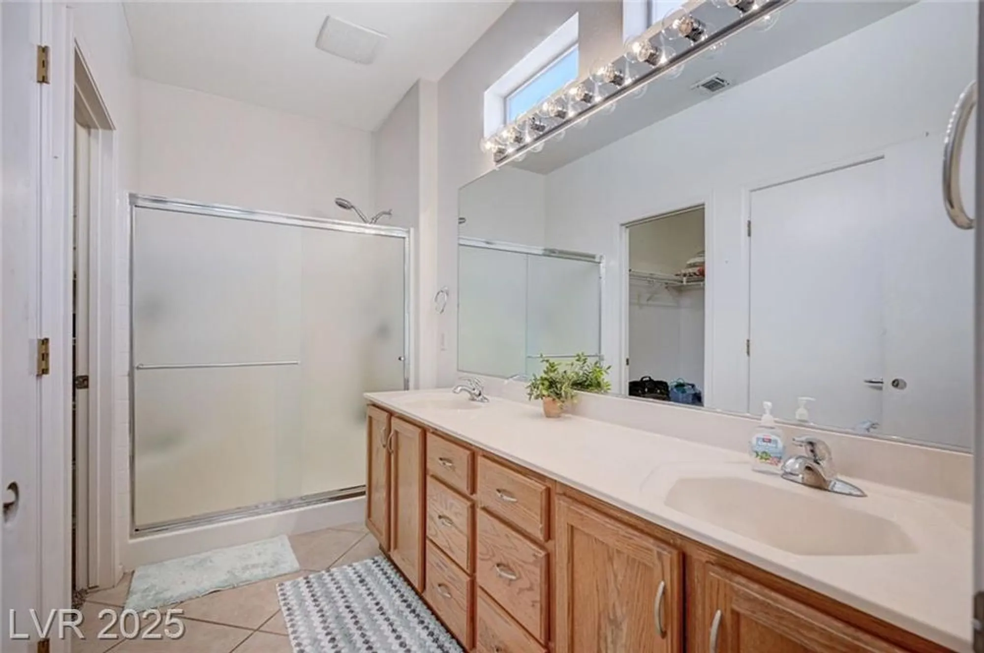 Property Slideshow image 29 of 60 | 580 carmel mesa dr, Henderson, NV, 89012