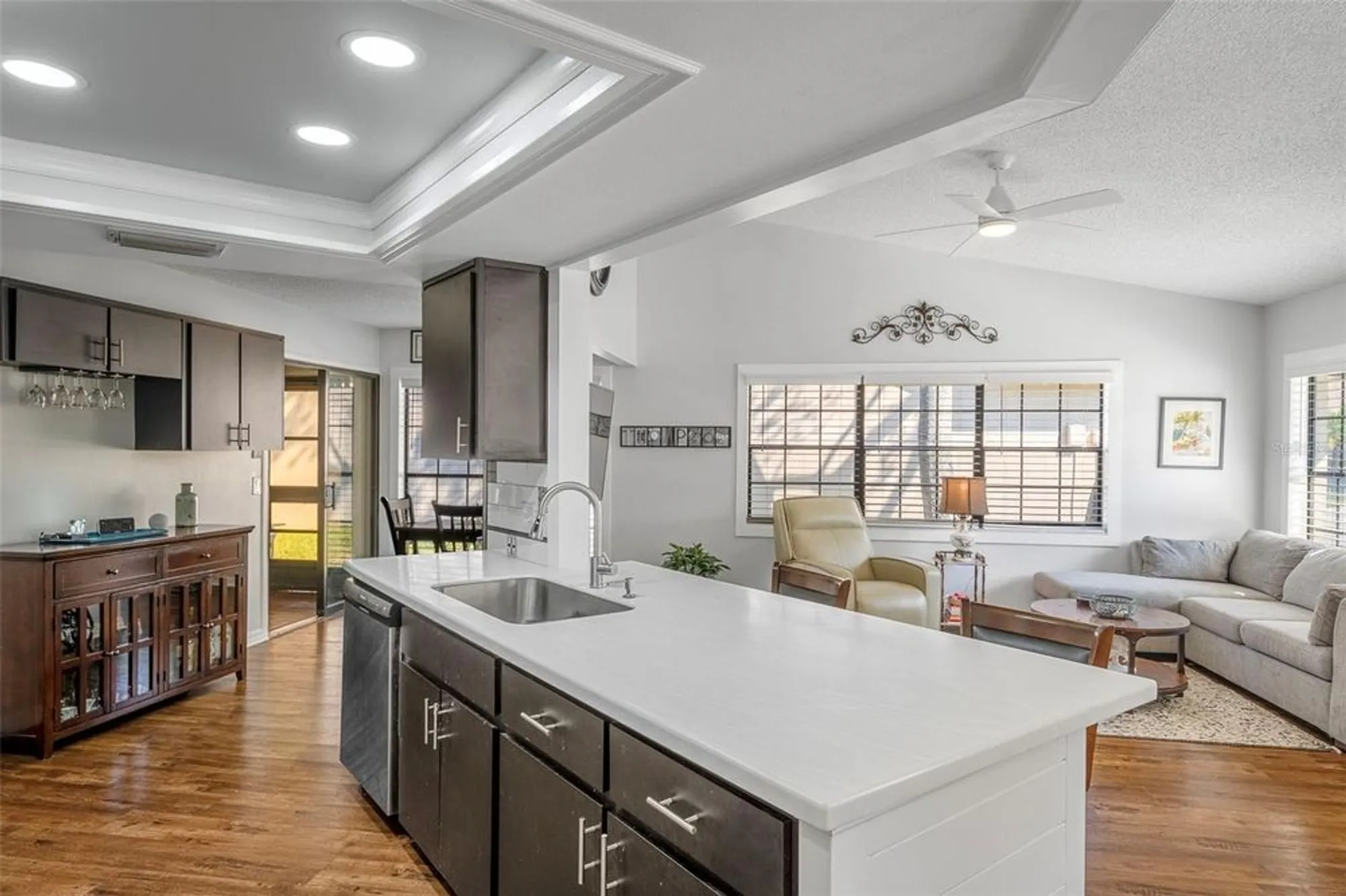 Property Slideshow image 15 of 65 | 6732 oak cluster cir, Spring Hill, FL, 34606