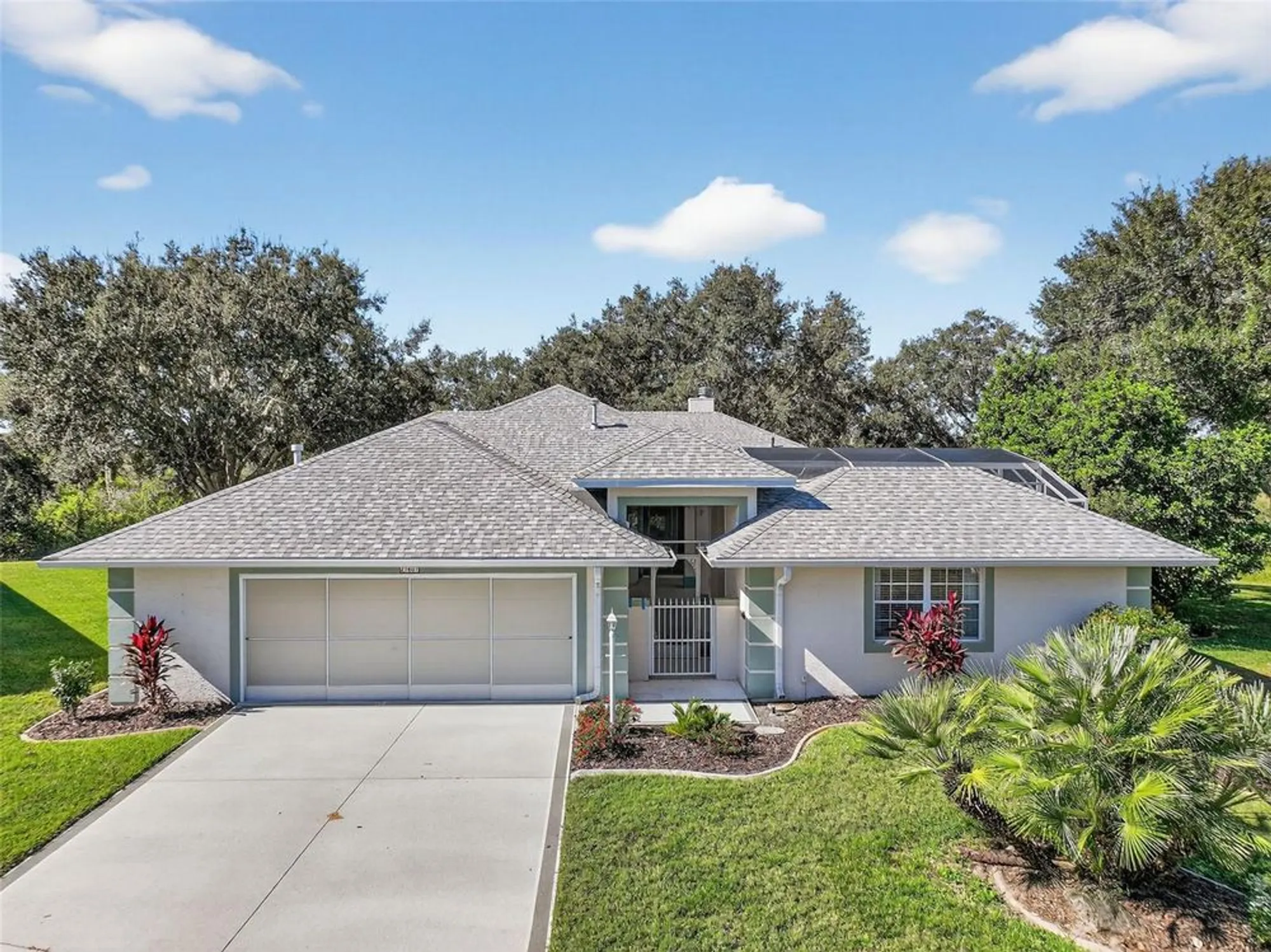 Property Slideshow image 1 of 66 | 21607 regency park ln, Leesburg, FL, 34748
