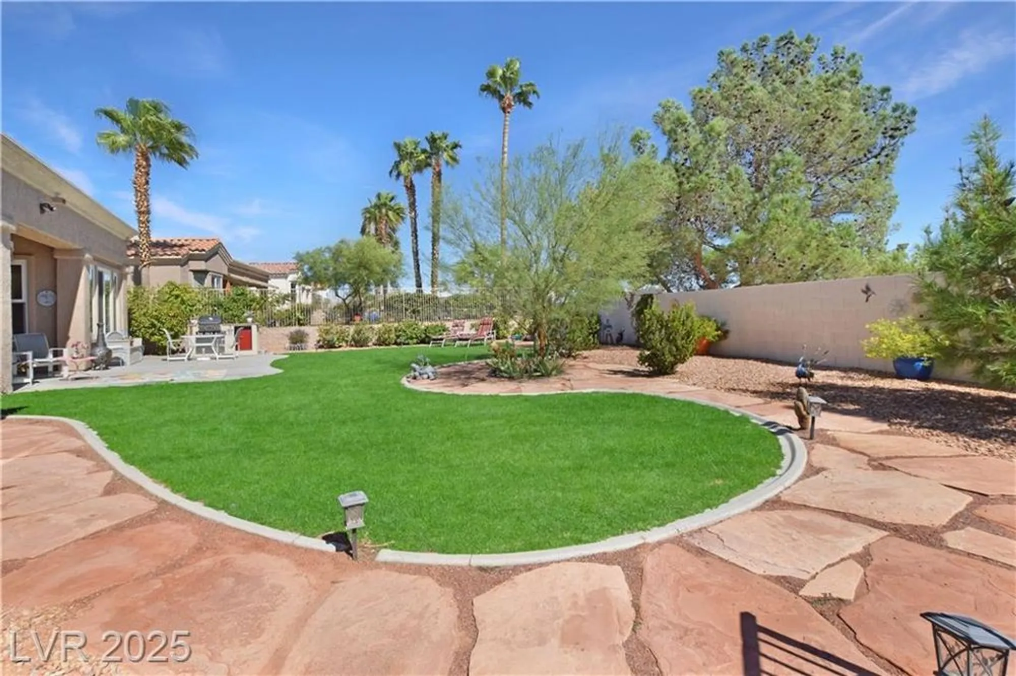 Property Slideshow image 35 of 40 | 2332 rumriver st, Las Vegas, NV, 89134