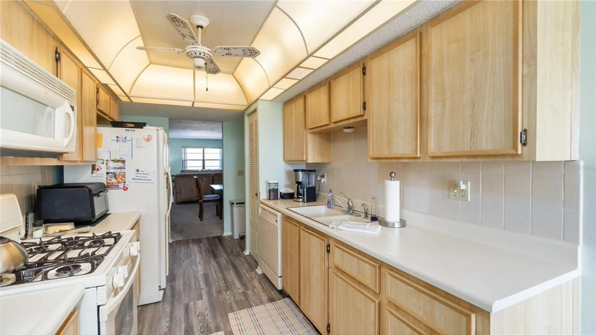 Property Slideshow image 14 of 31 | 8198 terrace garden dr n unit 304, St Petersburg, FL, 33709